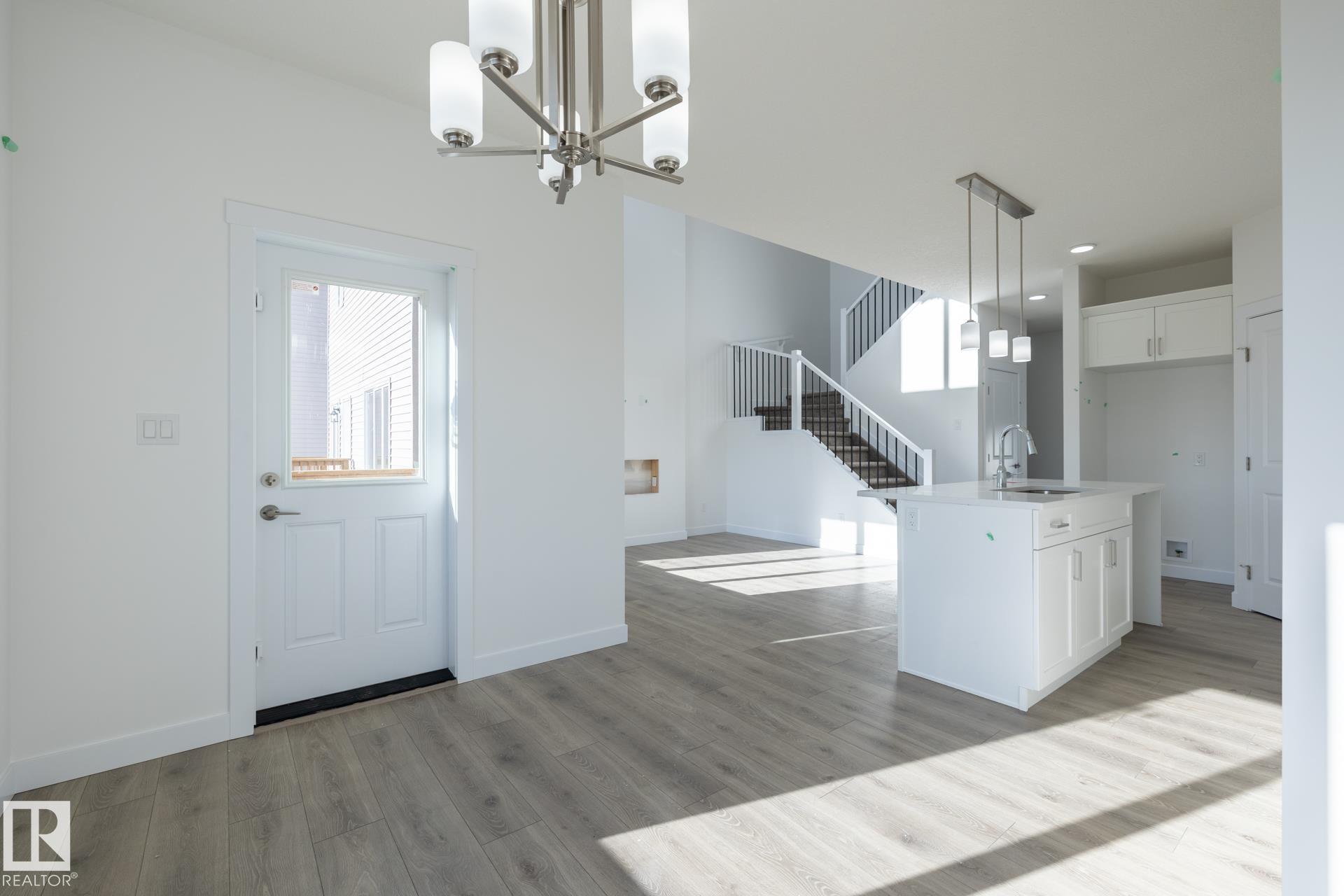 Picture for 2631 5 AV SW