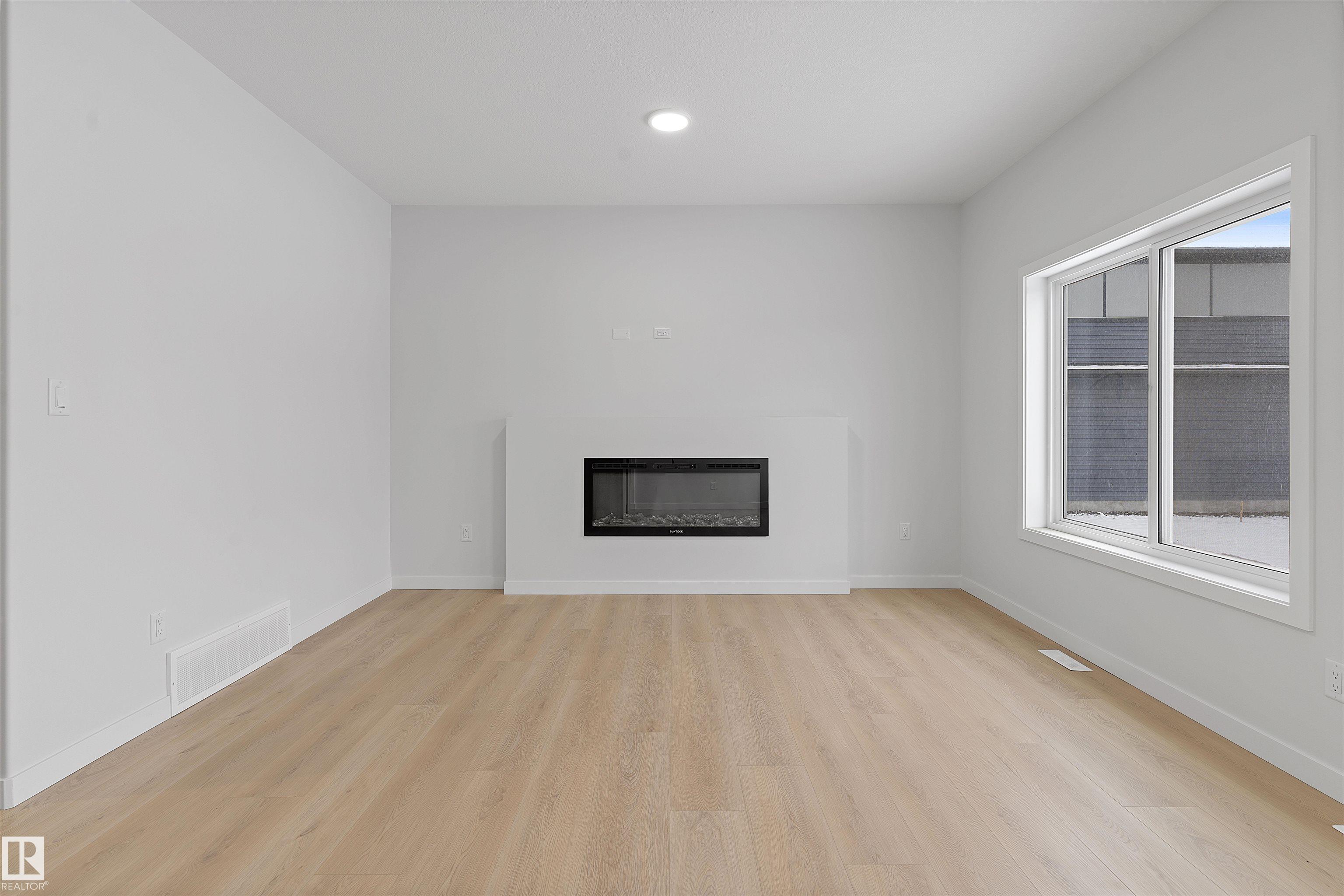 Picture for 6385 King WD SW