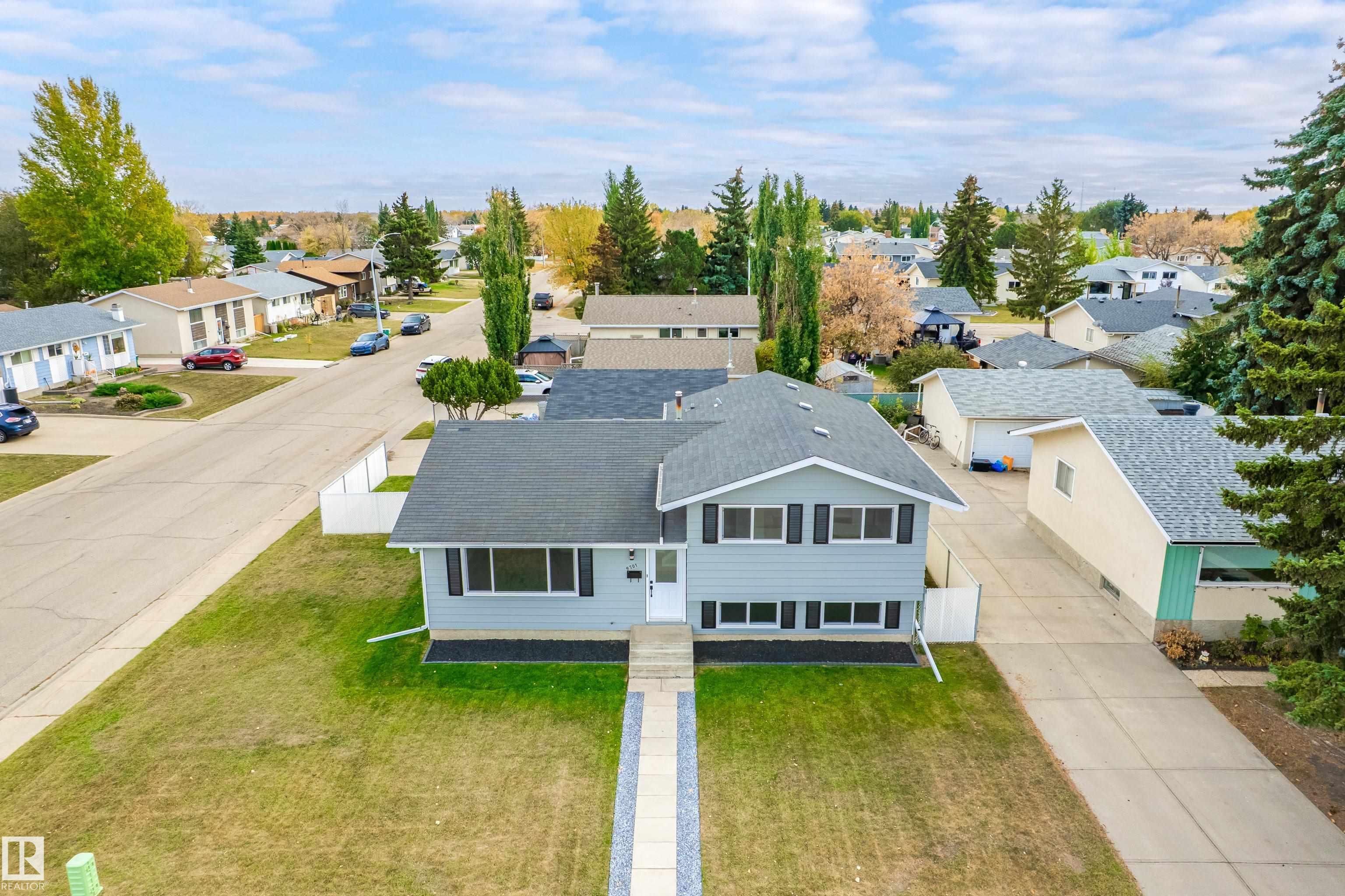 Photo 2 at 9701 100, Morinville