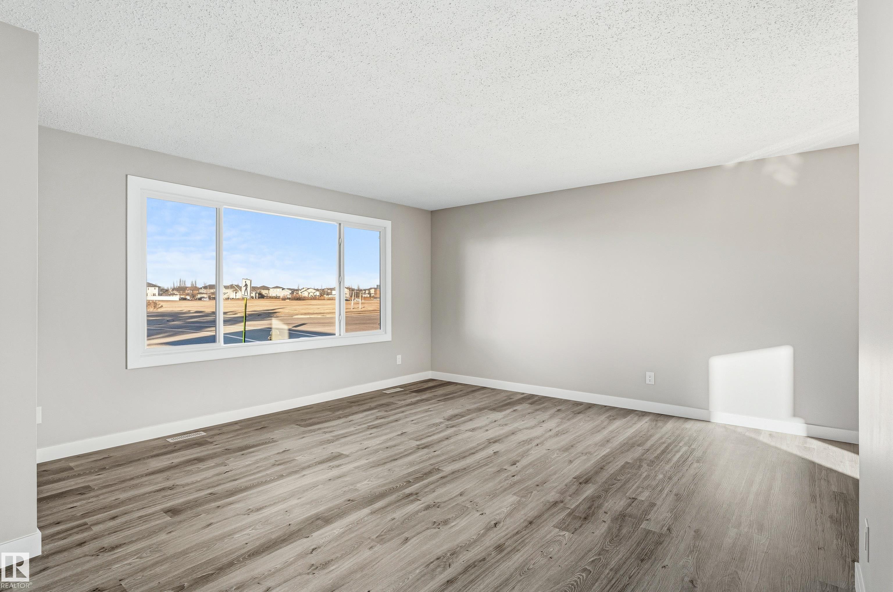 Photo 19 at 9701 100, Morinville