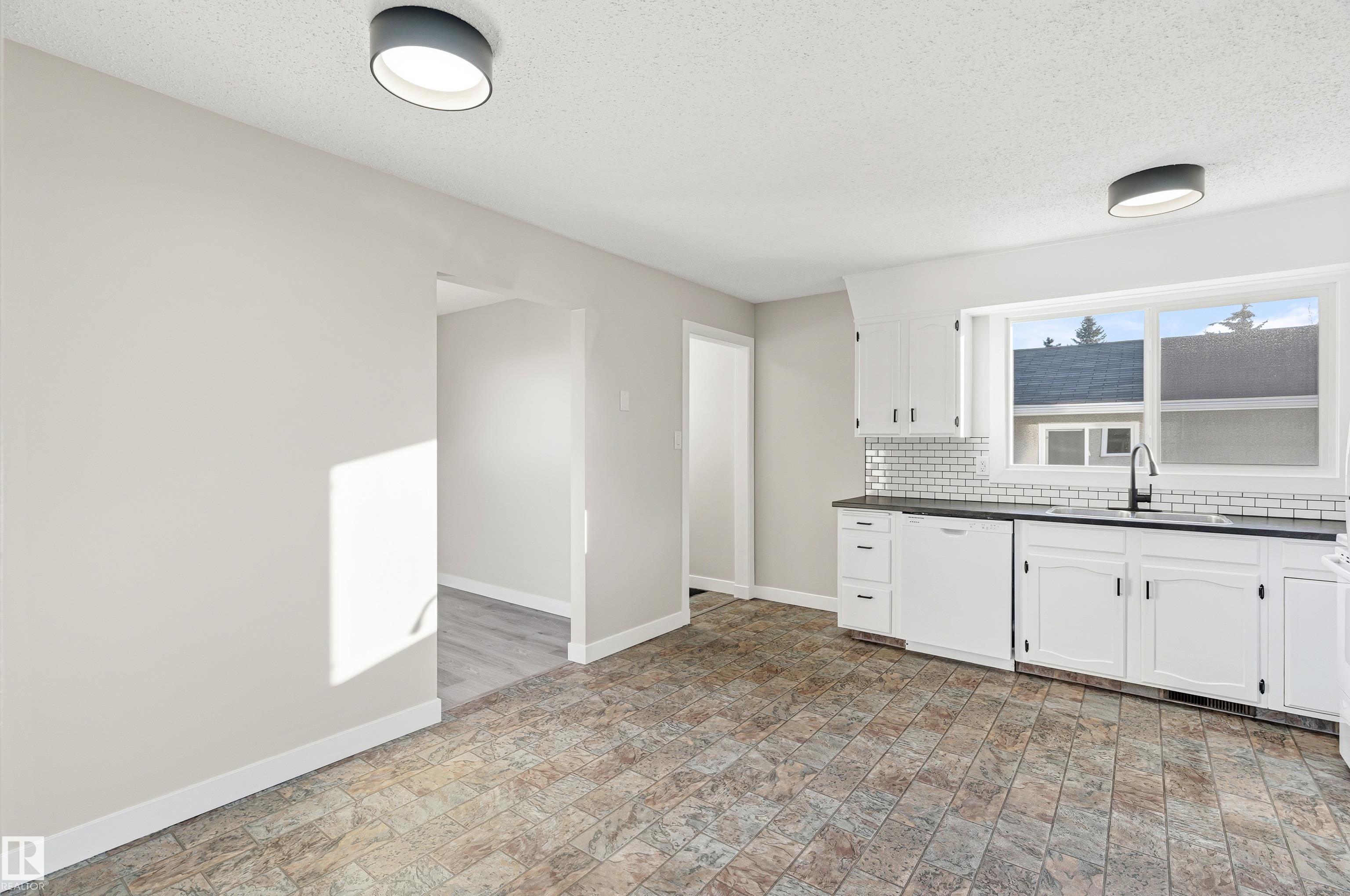 Photo 27 at 9701 100, Morinville