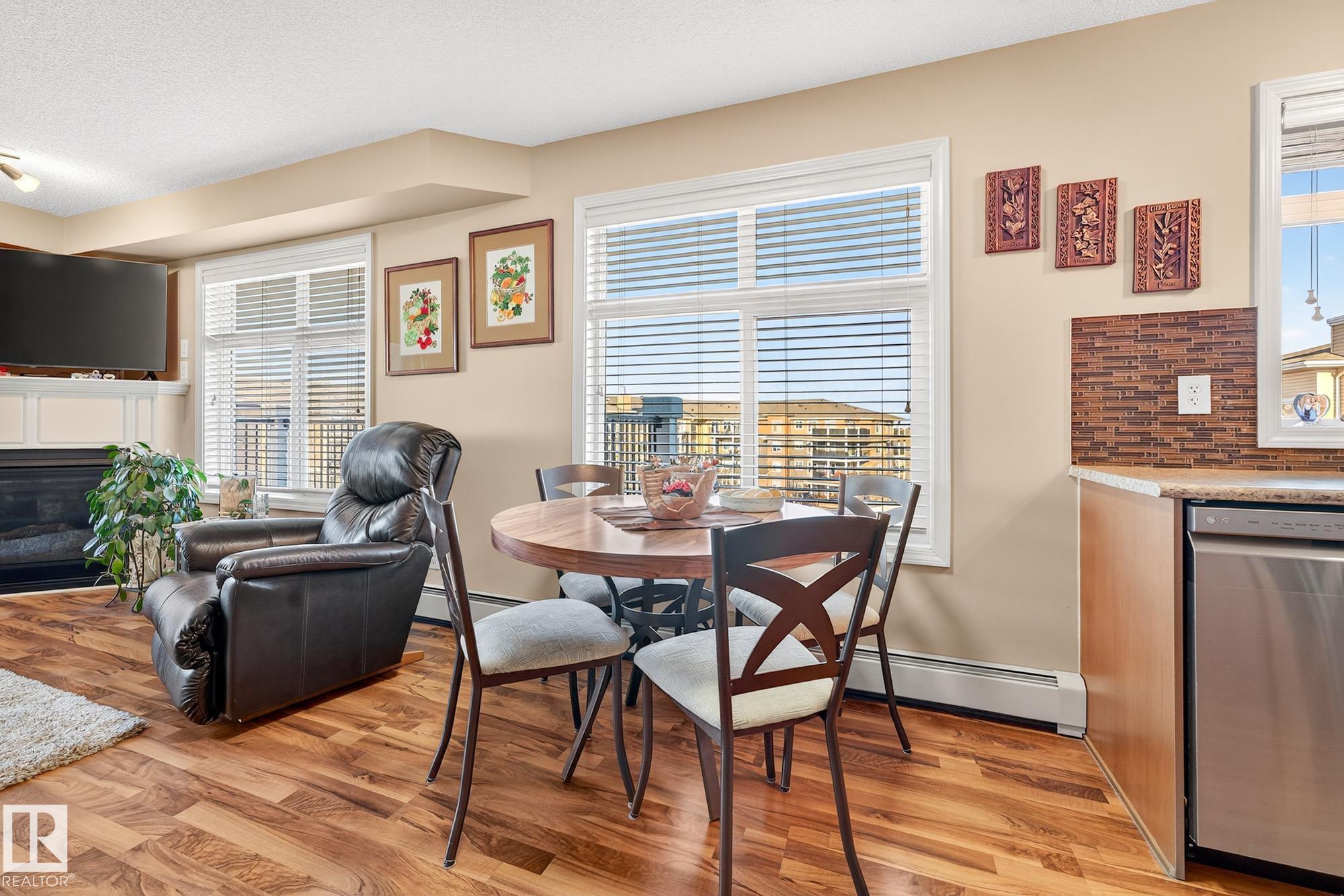 Photo 10 at 402 - 6070 Schonsee Way NW, Schonsee, Edmonton