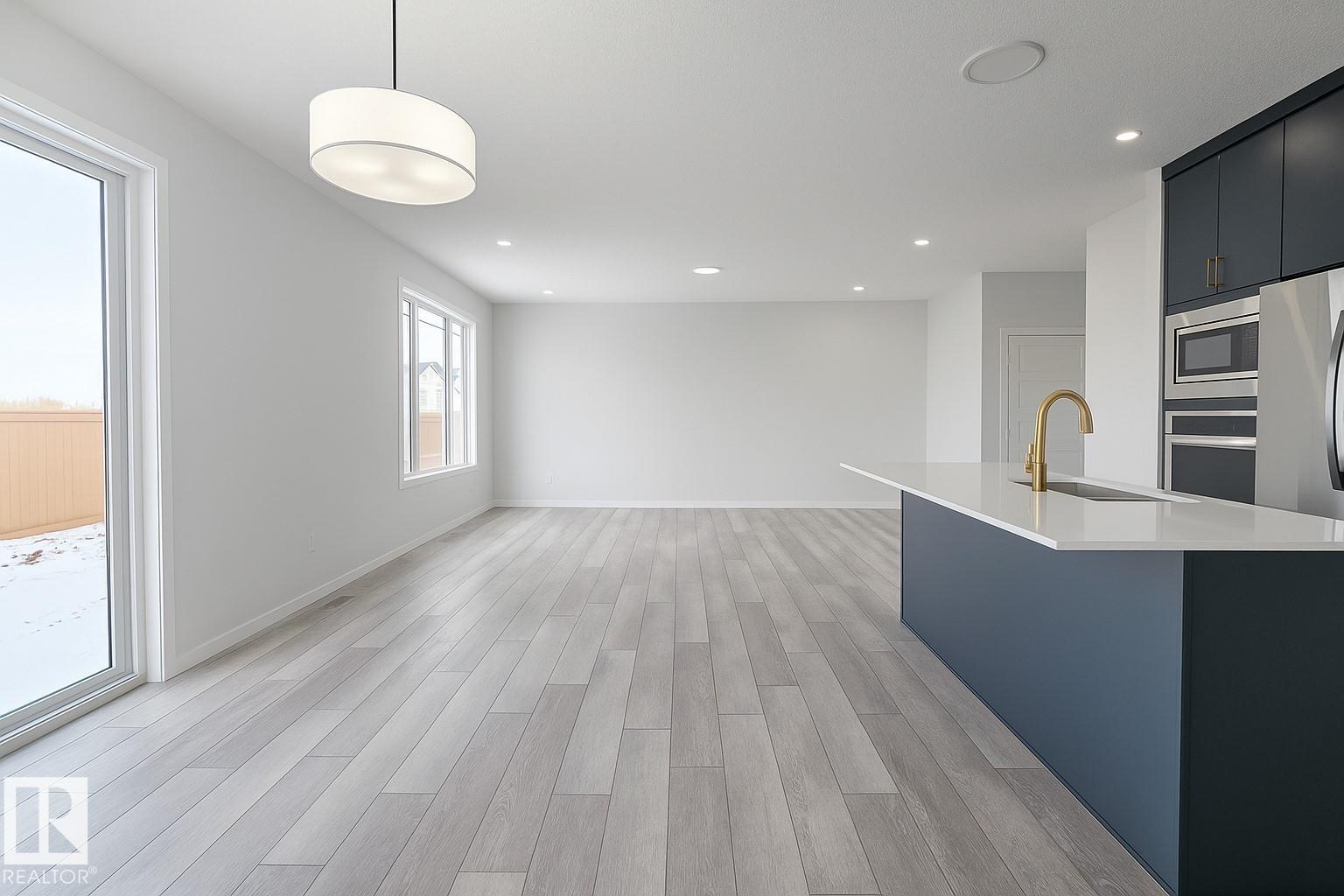 Picture for 20418 16A AV NW