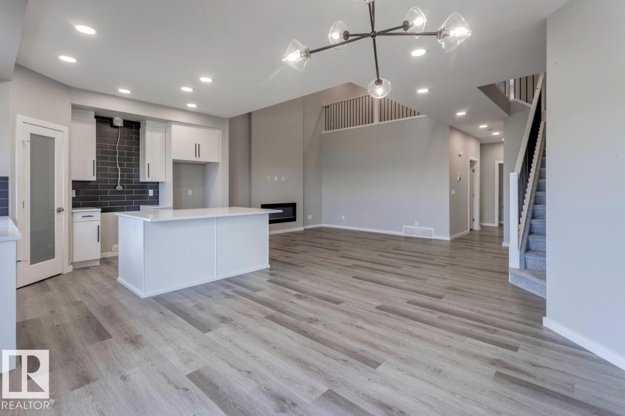 Photo 18 at 10 Chartres Close, Chérot, St. Albert