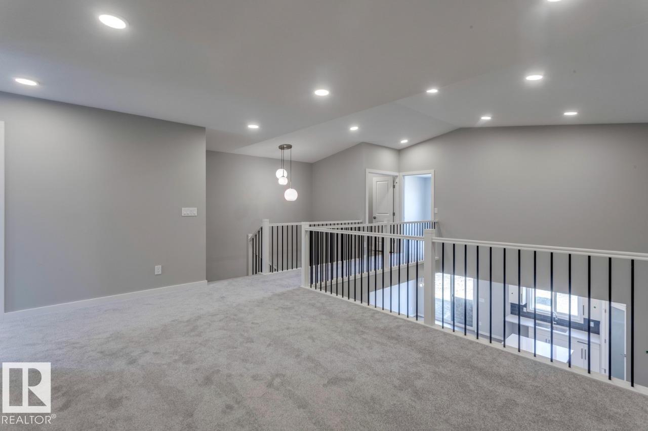 Photo 22 at 10 Chartres Close, Chérot, St. Albert