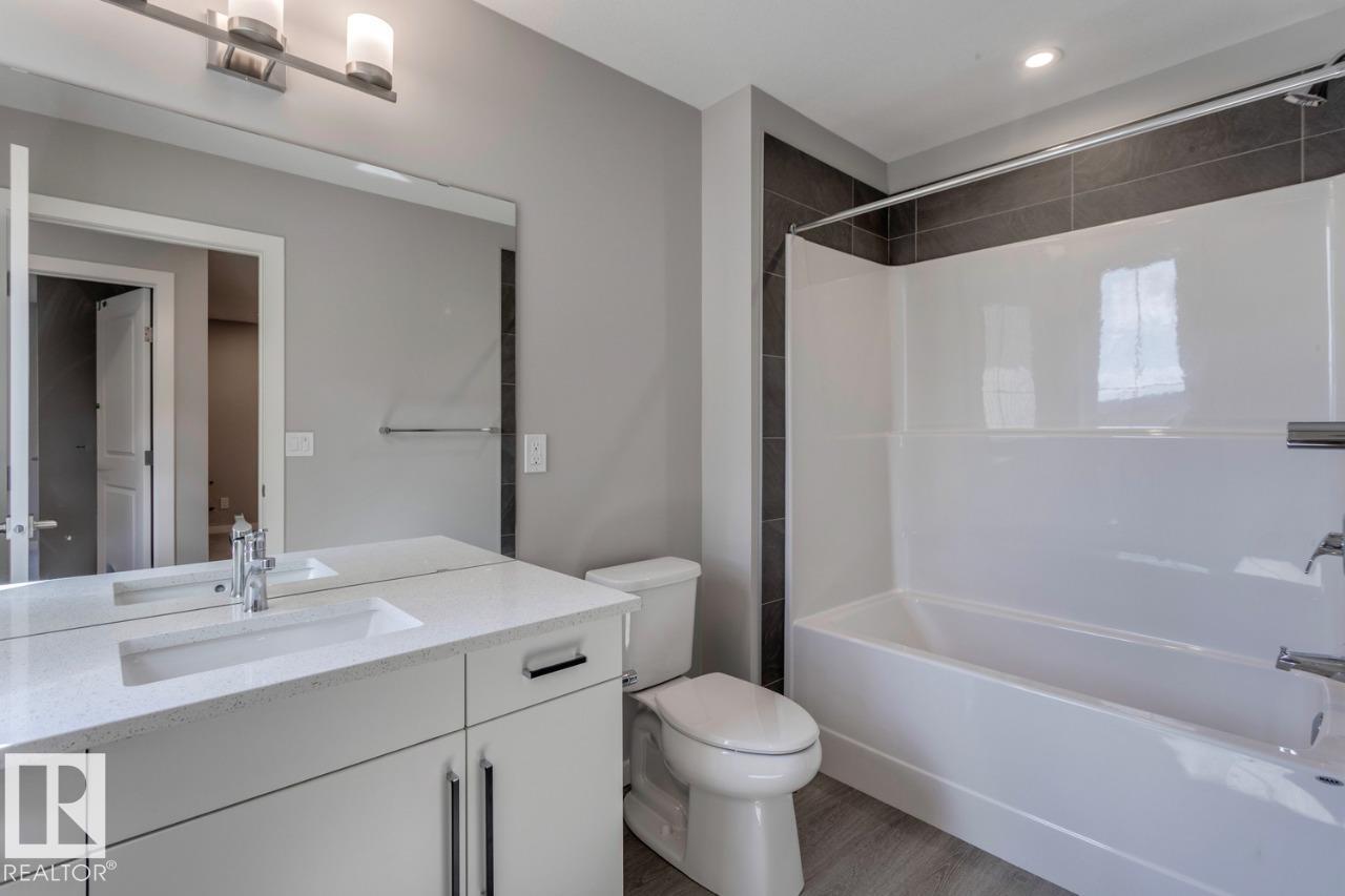 Photo 23 at 10 Chartres Close, Chérot, St. Albert