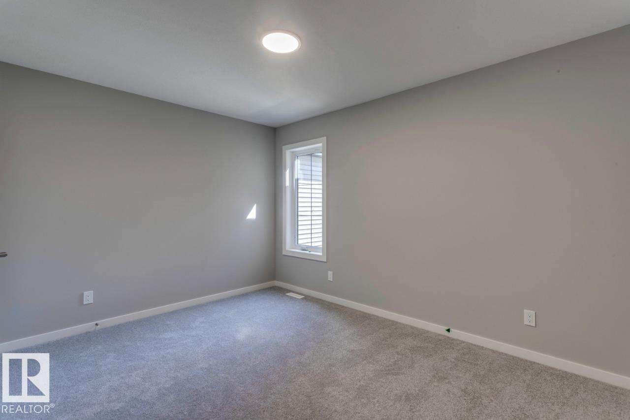 Photo 24 at 10 Chartres Close, Chérot, St. Albert