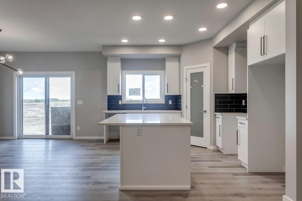 Photo 10 at 10 Chartres Close, Chérot, St. Albert