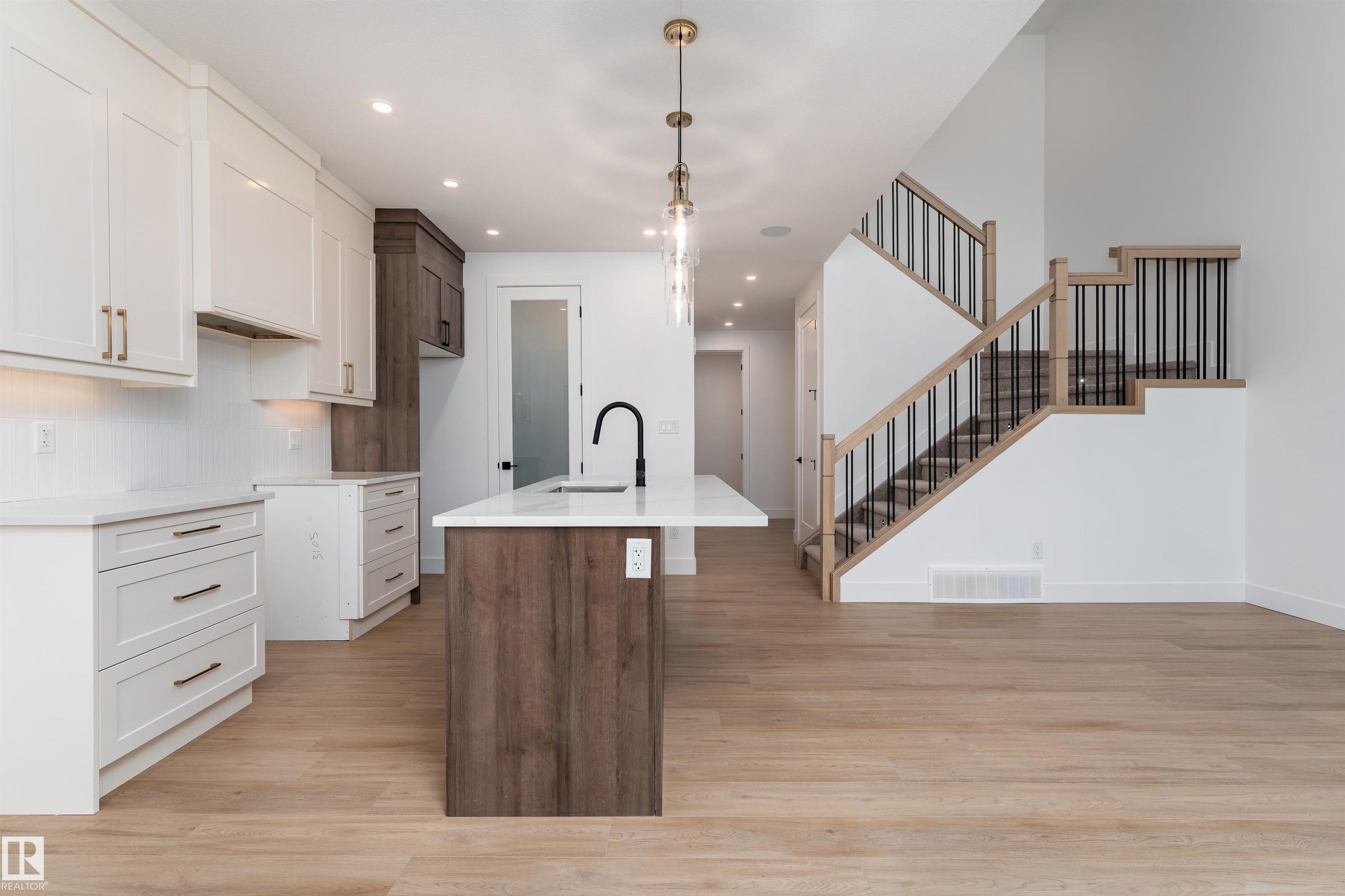 Picture for 3105 Magpie WY NW