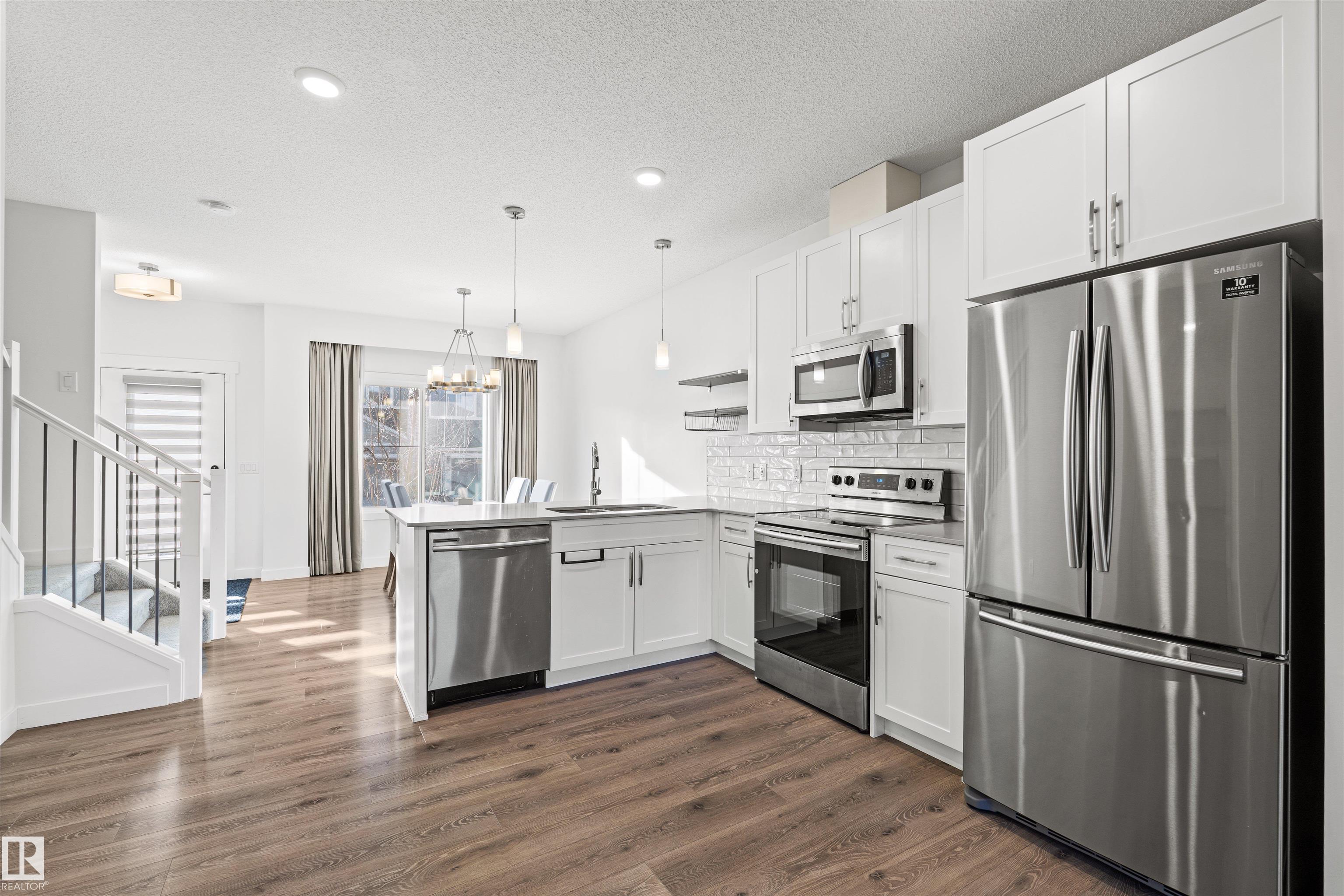 Photo 5 at 16618 31 Avenue SW, Glenridding Ravine, Edmonton