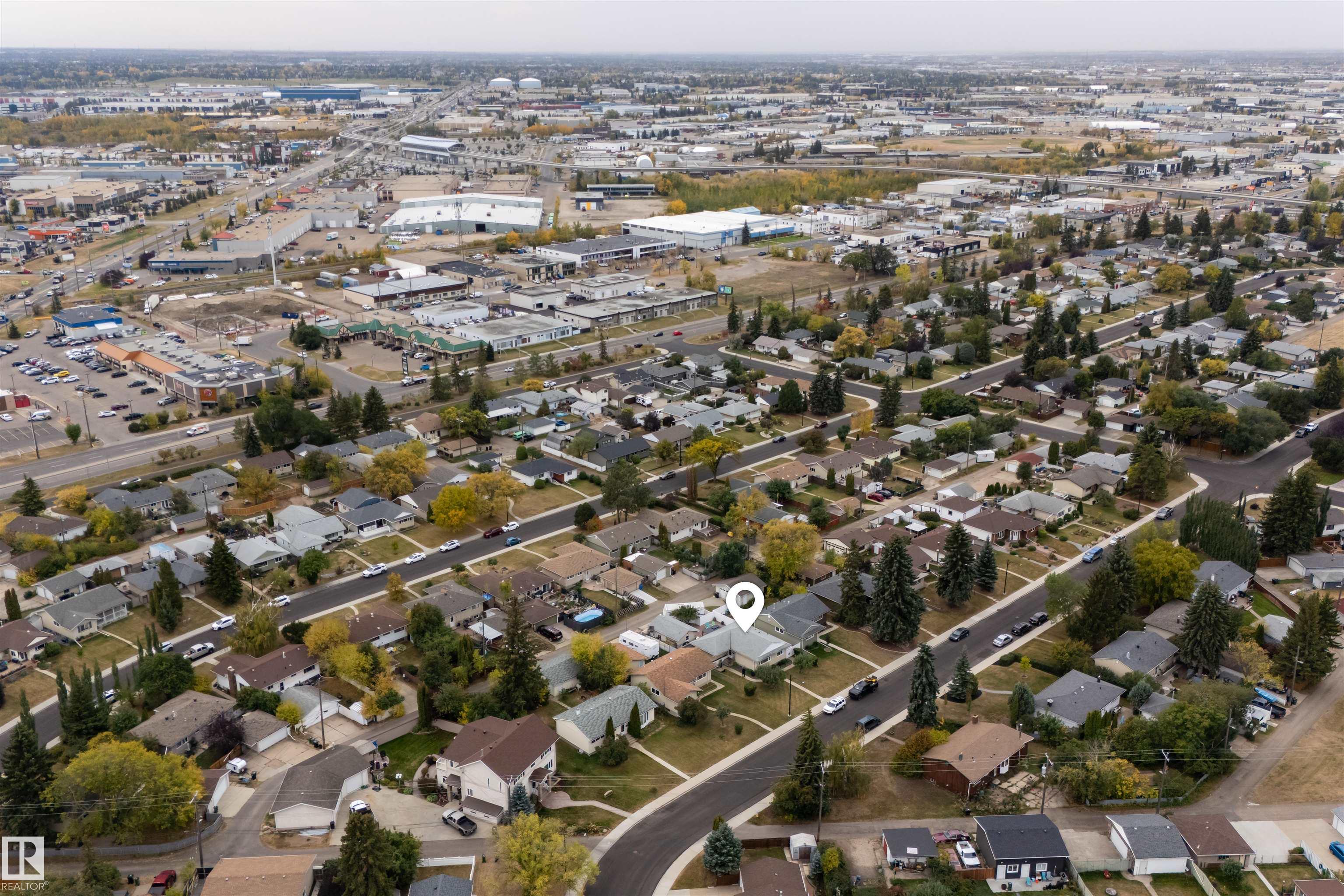 Photo 34 at 7719 71 Avenue NW, Avonmore, Edmonton