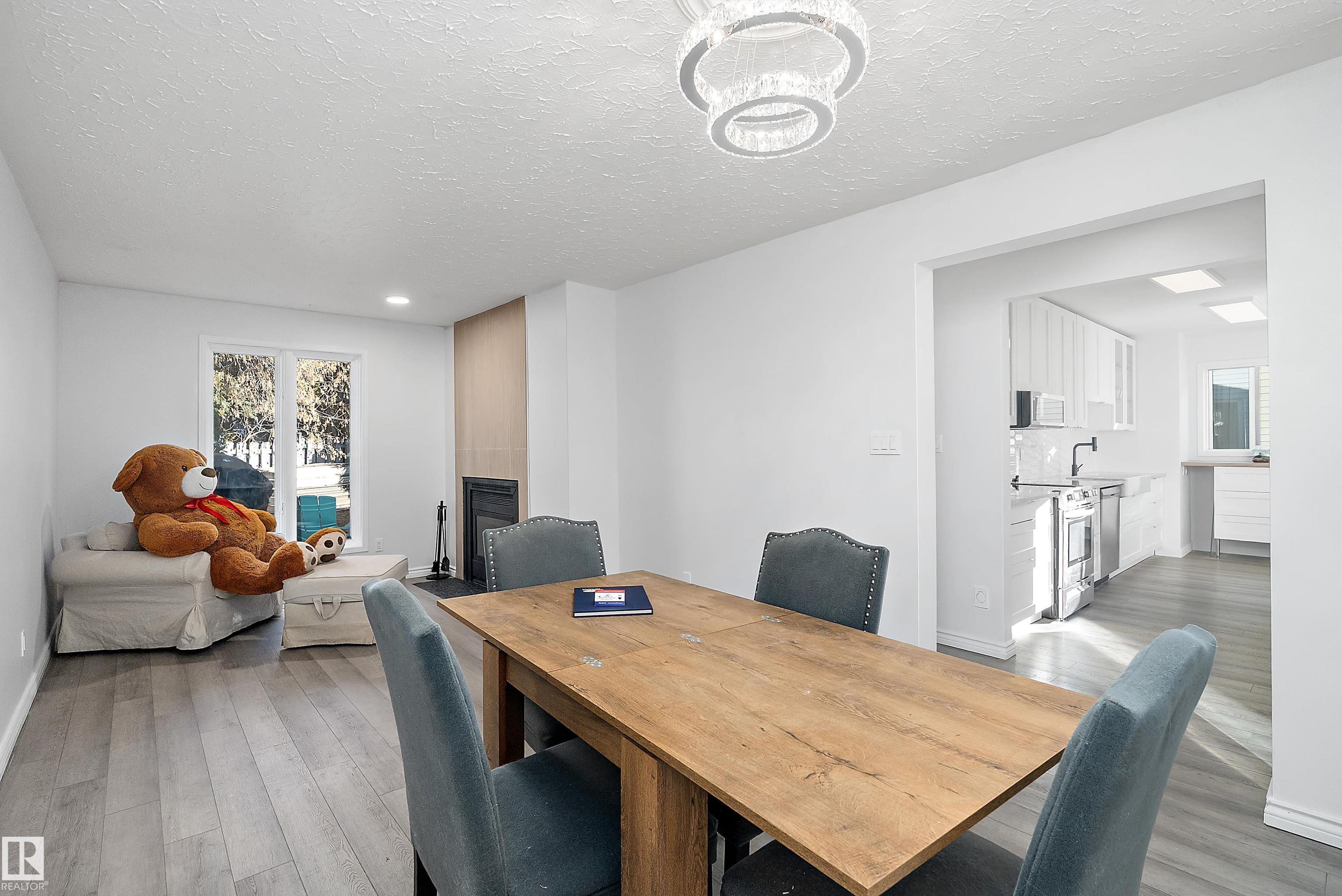 Photo 15 at 735 Wells Point Lane, Woodbridge Farms, Sherwood Park