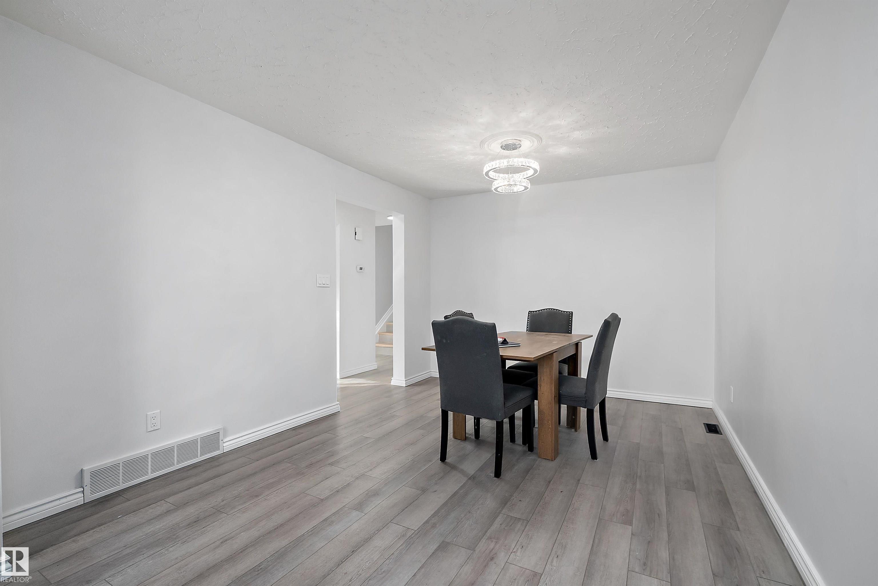 Photo 17 at 735 Wells Point Lane, Woodbridge Farms, Sherwood Park