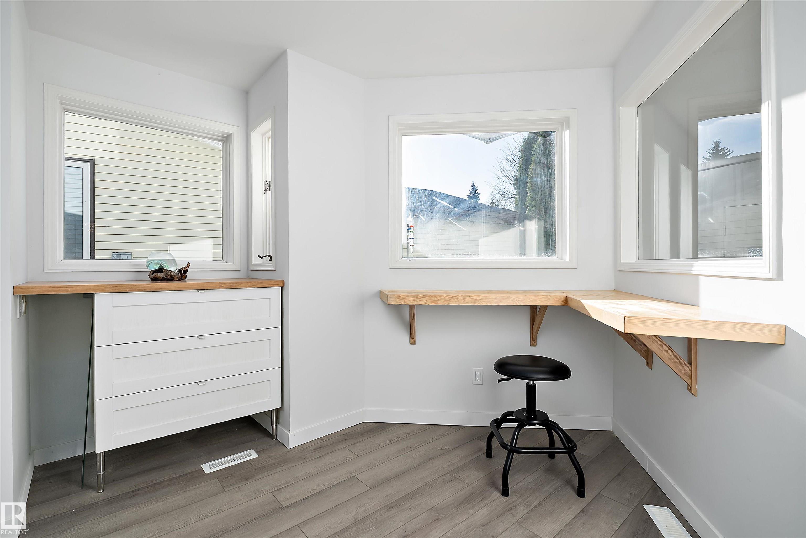 Photo 10 at 735 Wells Point Lane, Woodbridge Farms, Sherwood Park