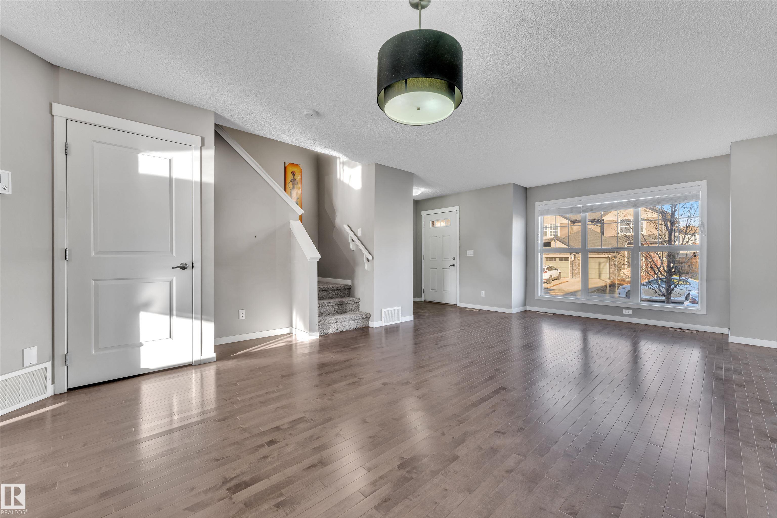 Photo 11 at 5239 20 Avenue SW, Walker, Edmonton