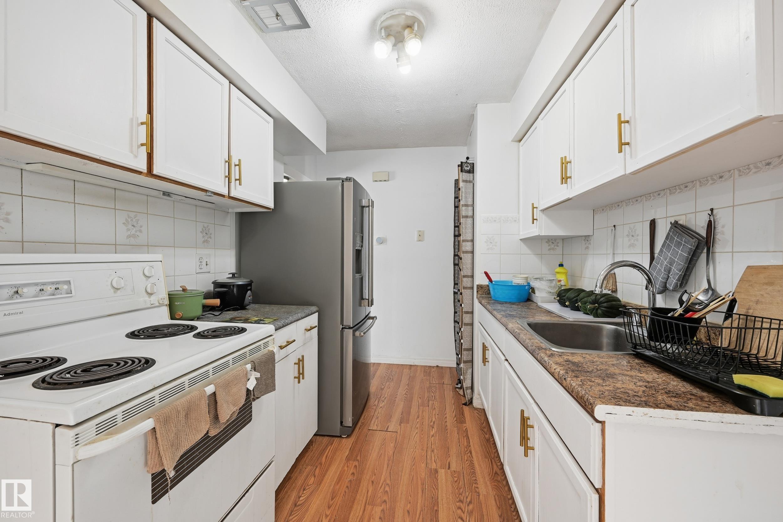 Photo 14 at 4 - 14310 80 Street NW, Kildare, Edmonton