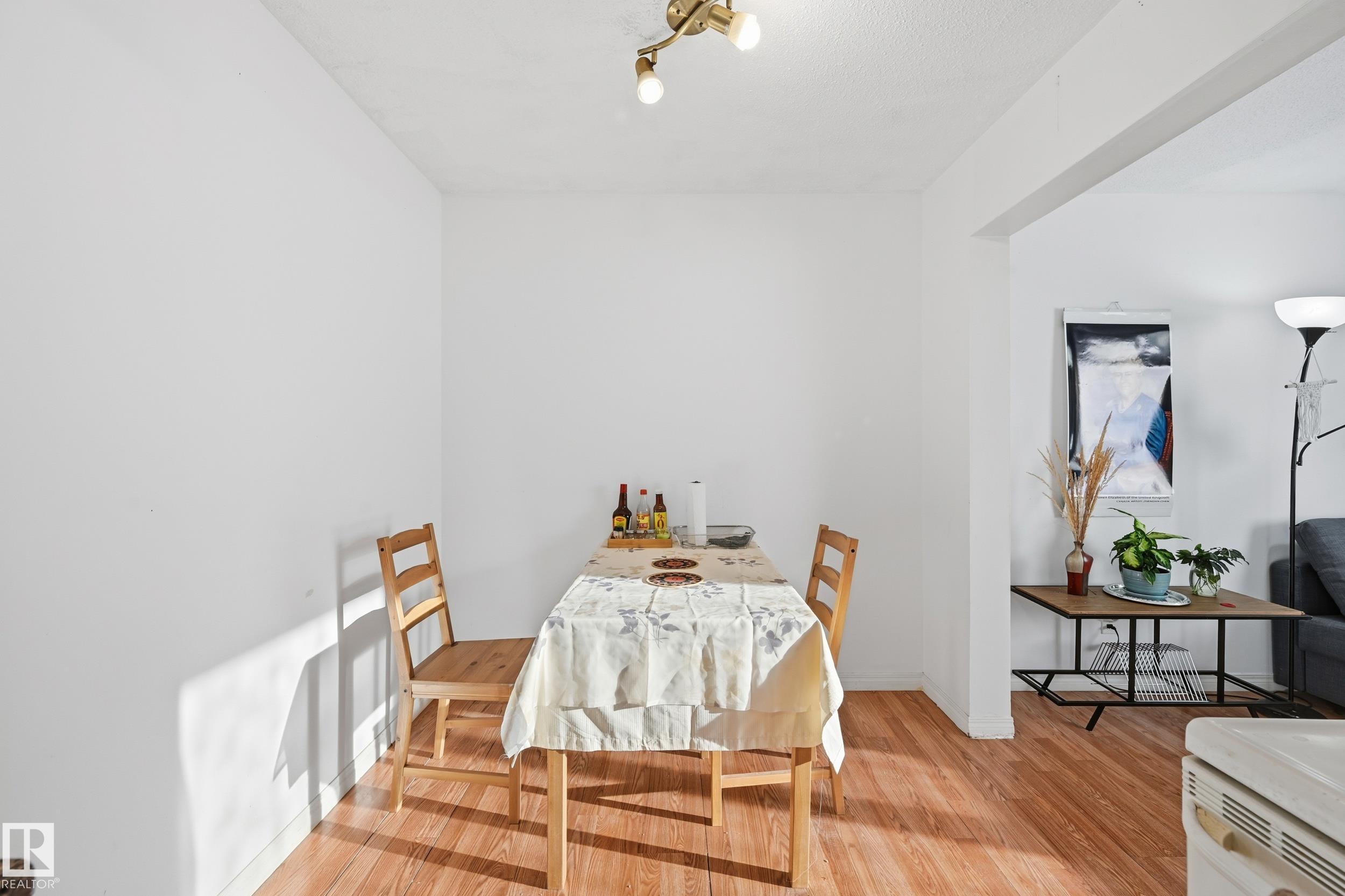 Photo 8 at 4 - 14310 80 Street NW, Kildare, Edmonton