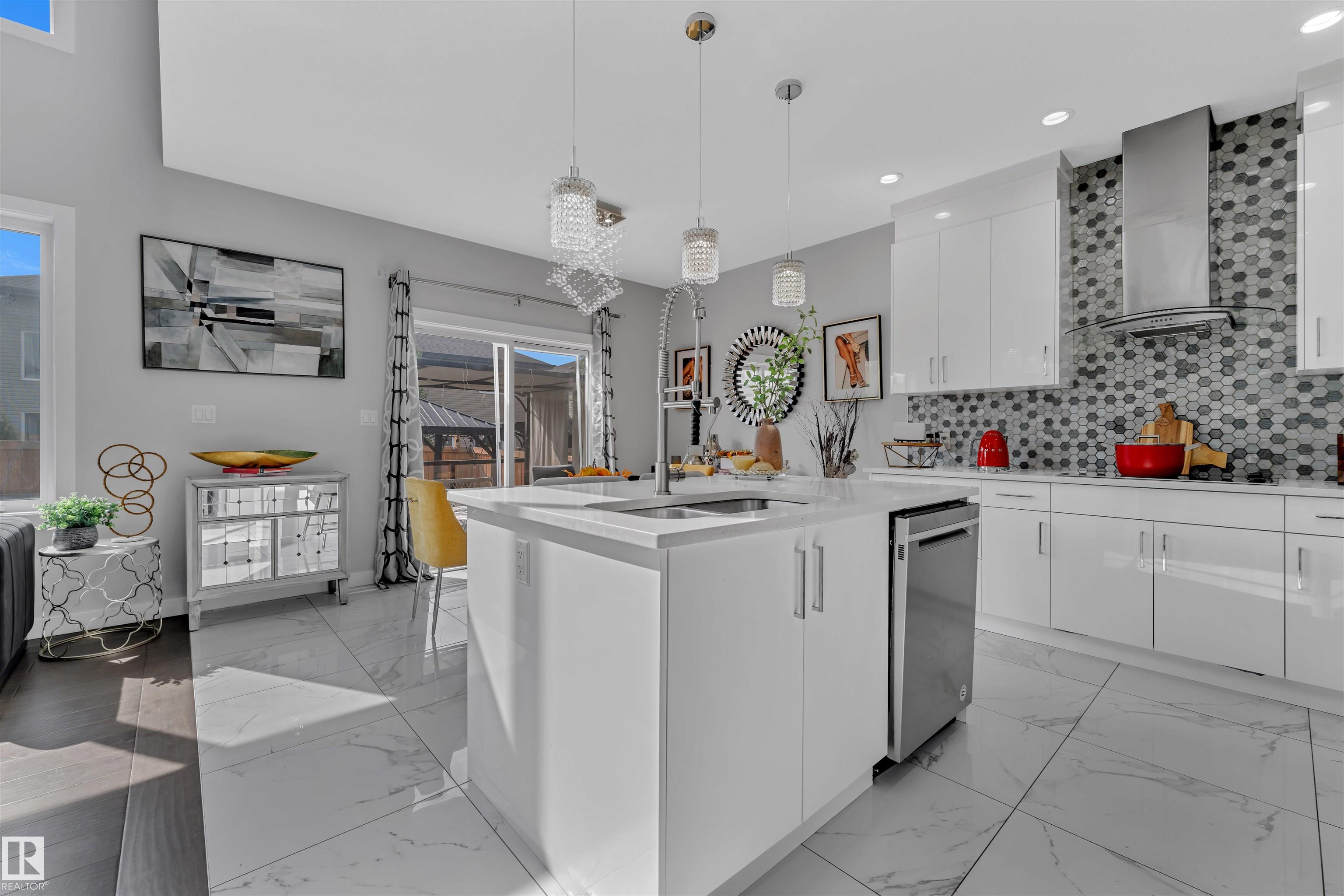 Photo 16 at 3607 46 Avenue, Forest Heights, Beaumont