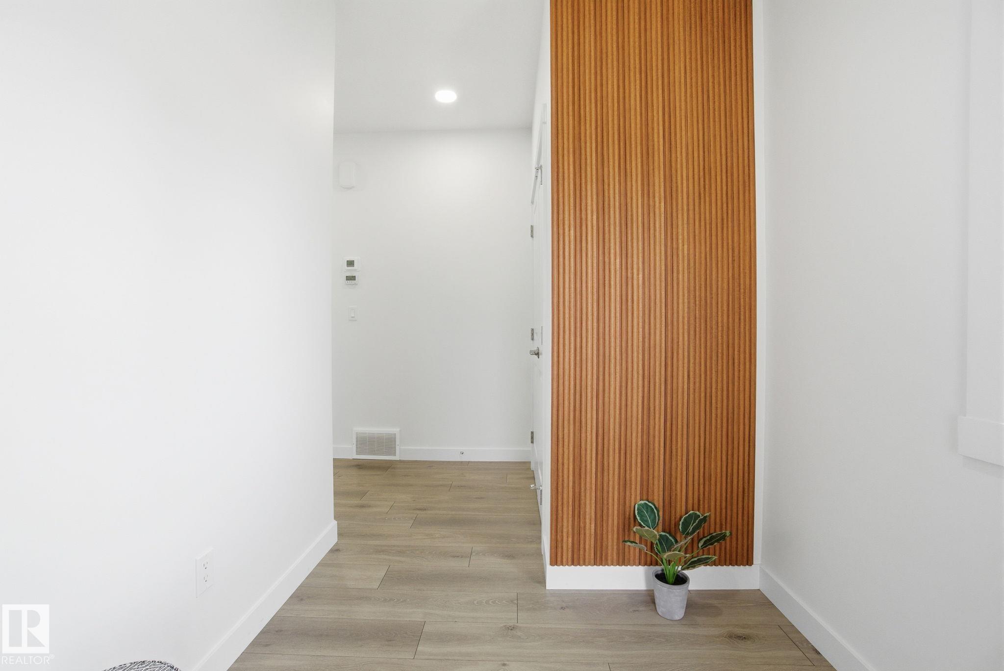 Picture for 22529 99A AV NW