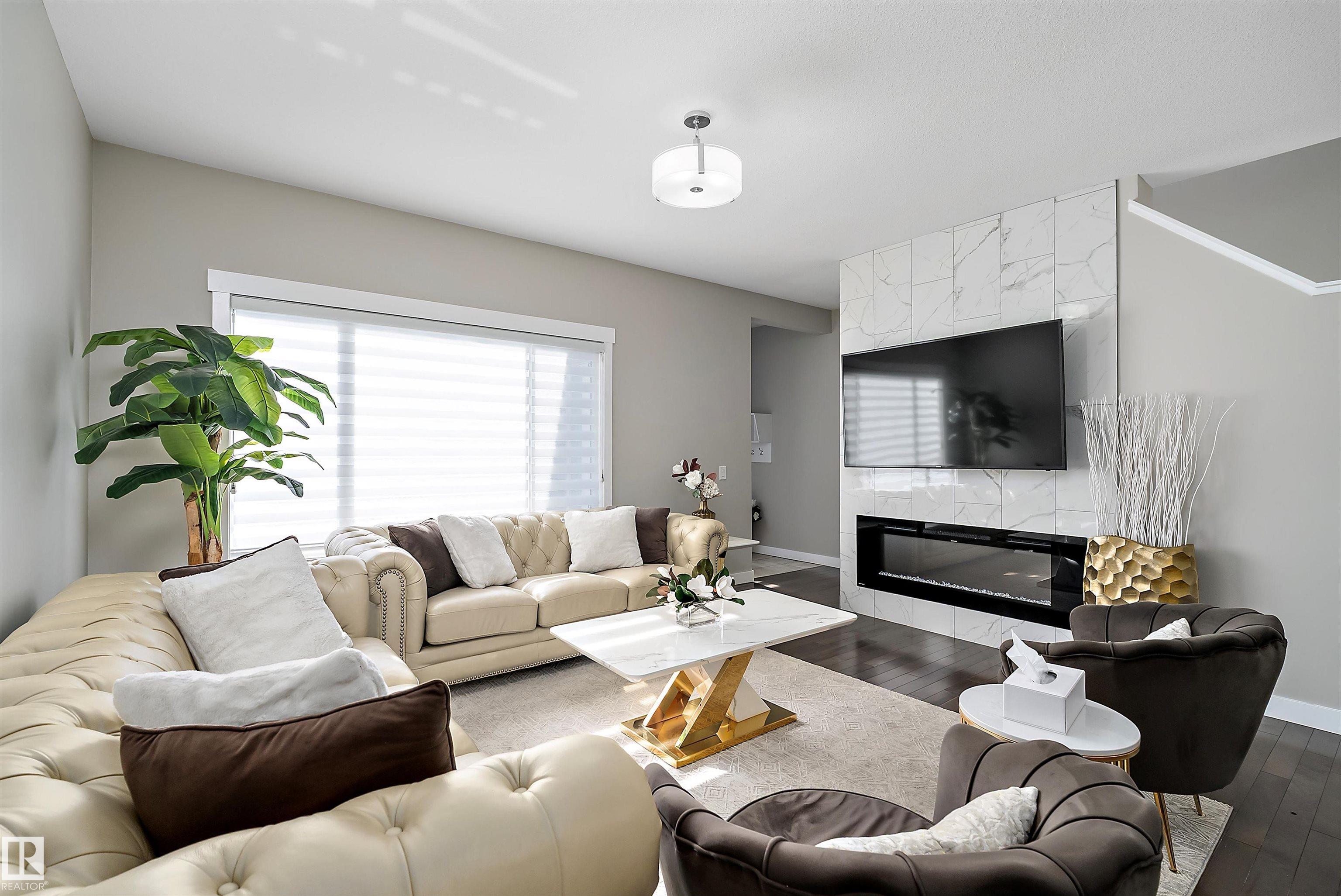 Picture for 7043 174 AV NW