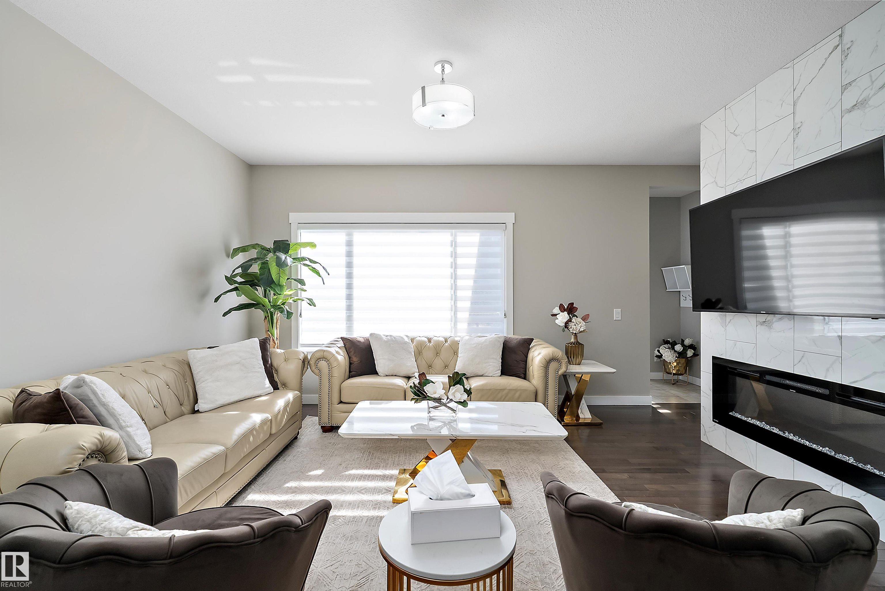 Picture for 7043 174 AV NW