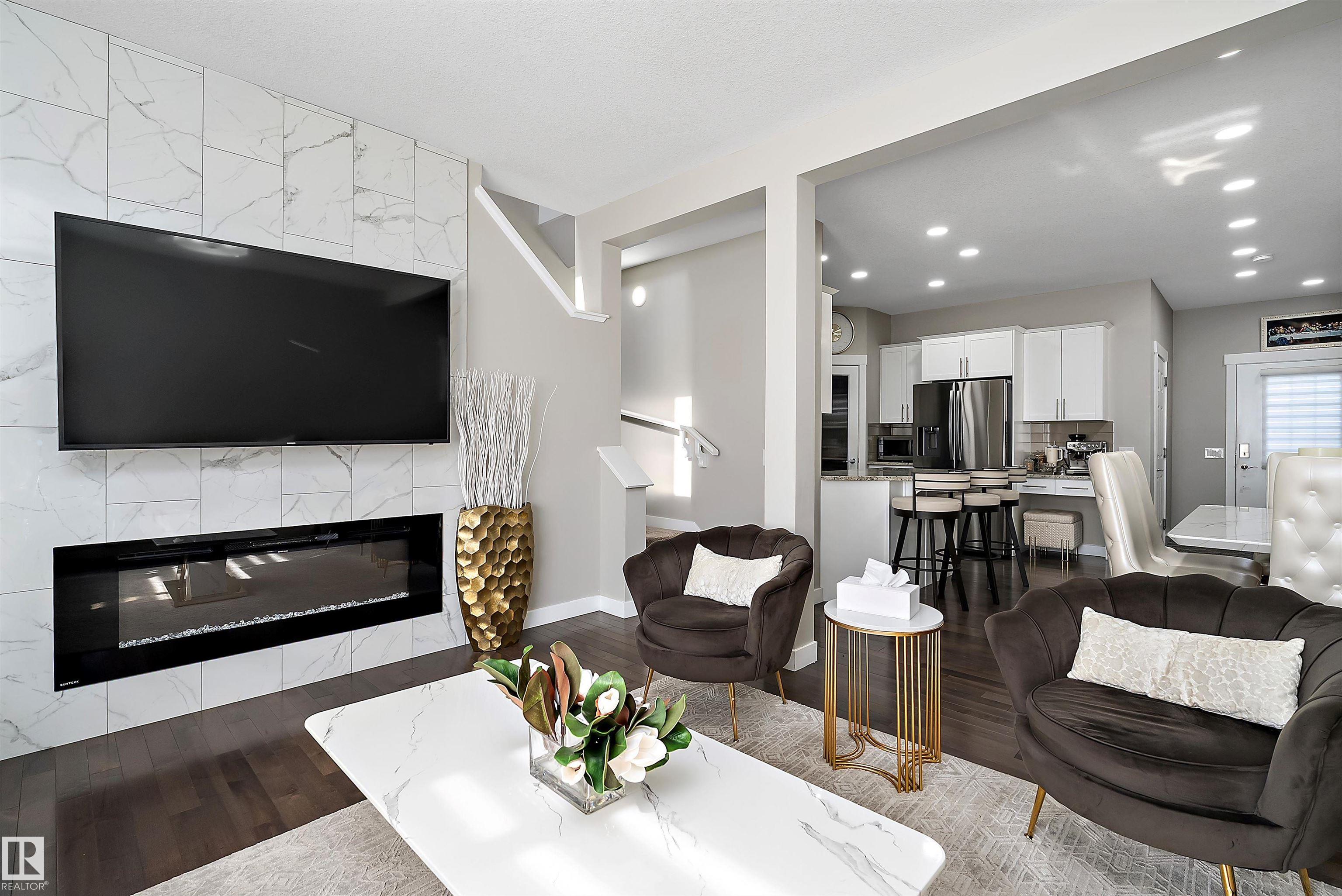 Picture for 7043 174 AV NW