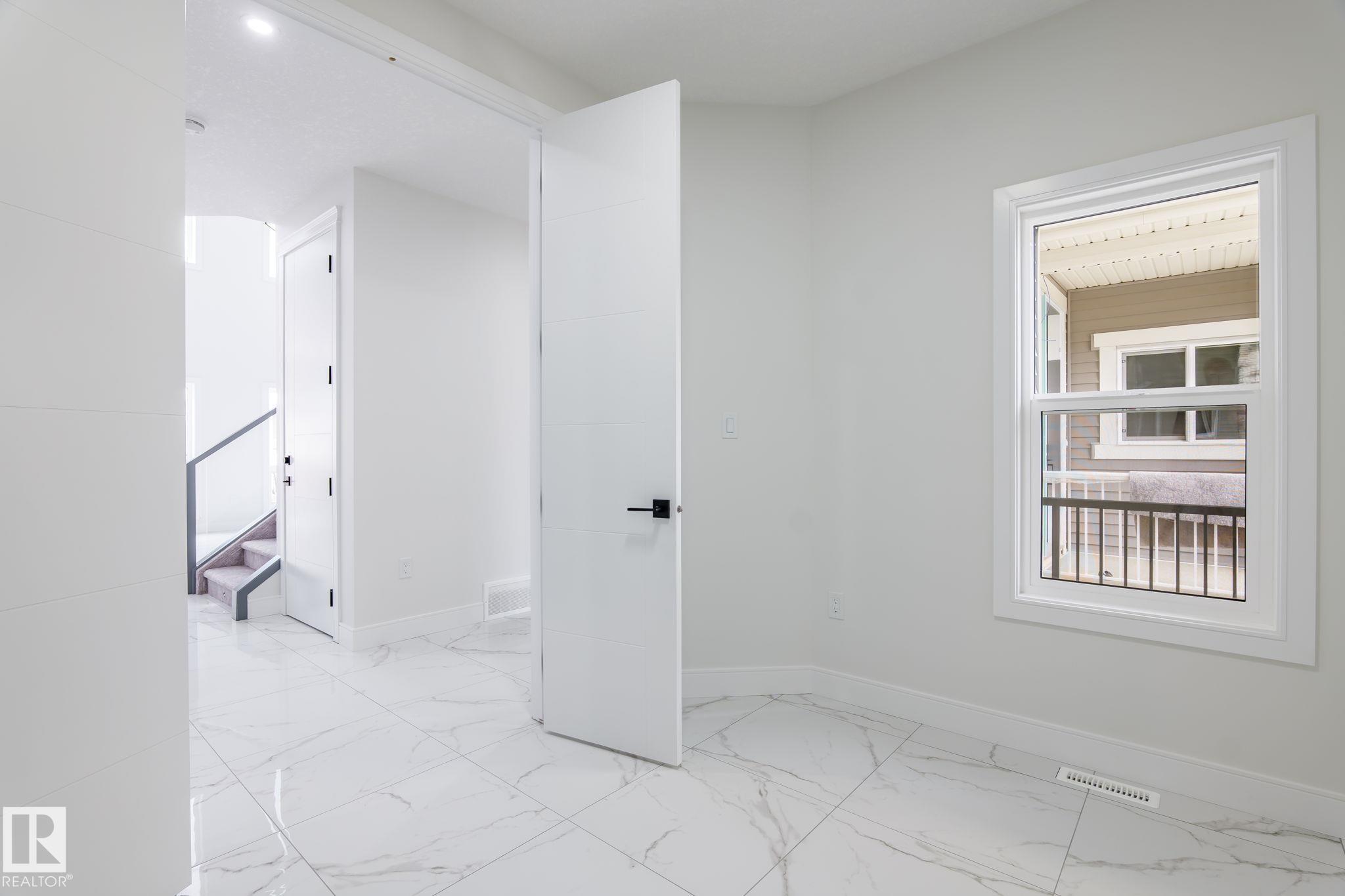 Picture for 1915 49 ST SW