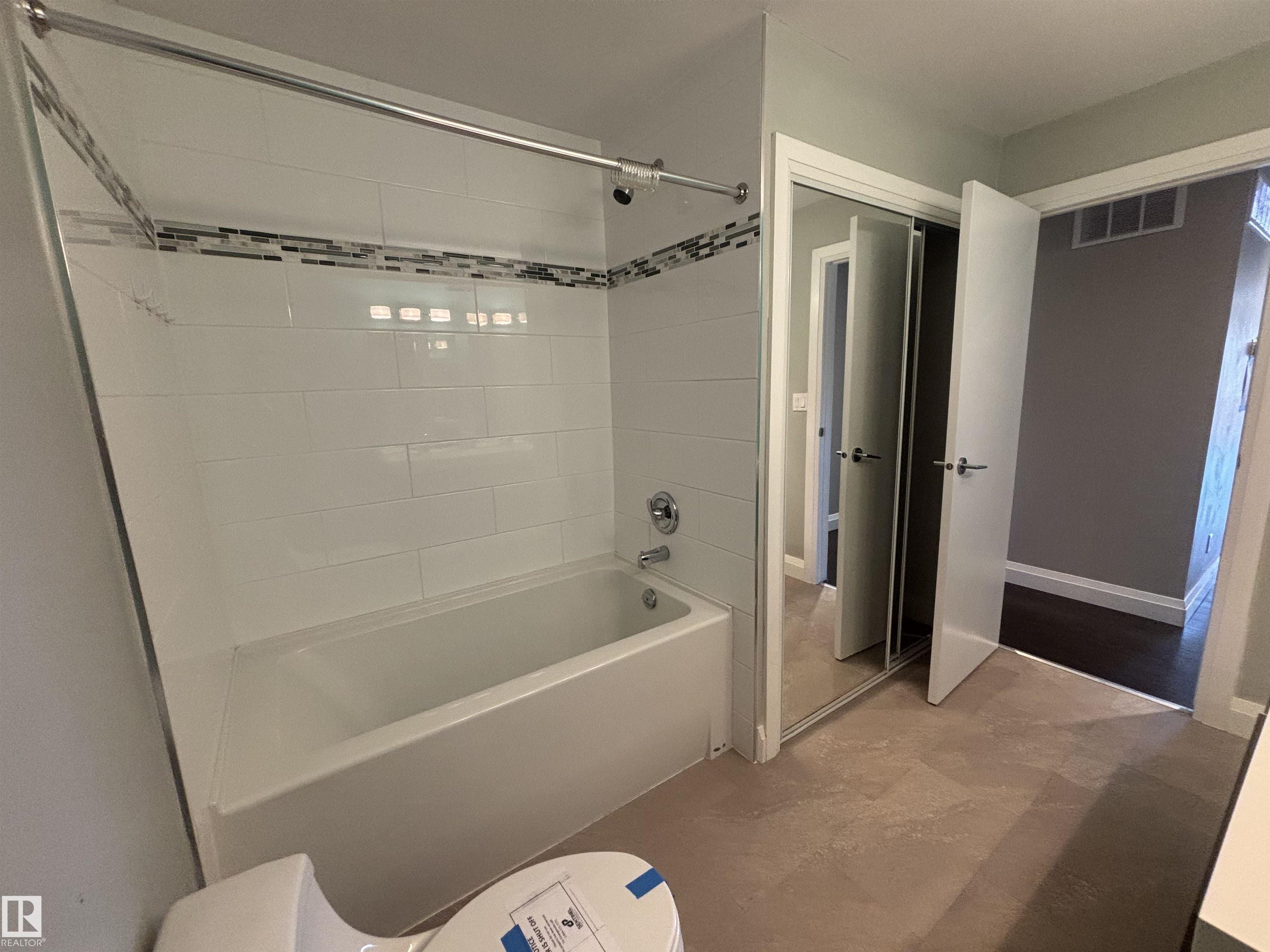 Picture for 5979 40 AV NW