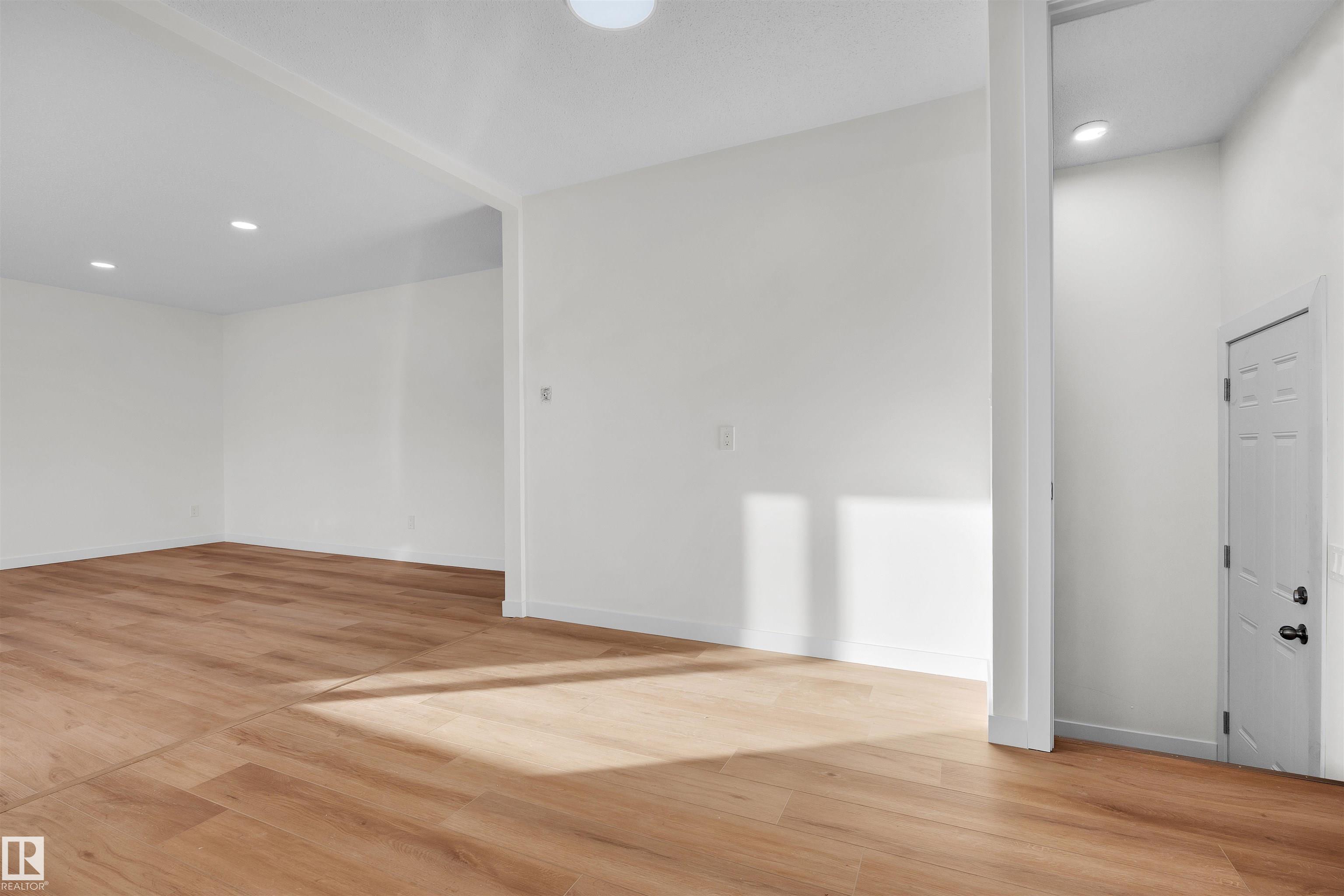 Photo 13 at 1912 151 Avenue NW, Fraser, Edmonton