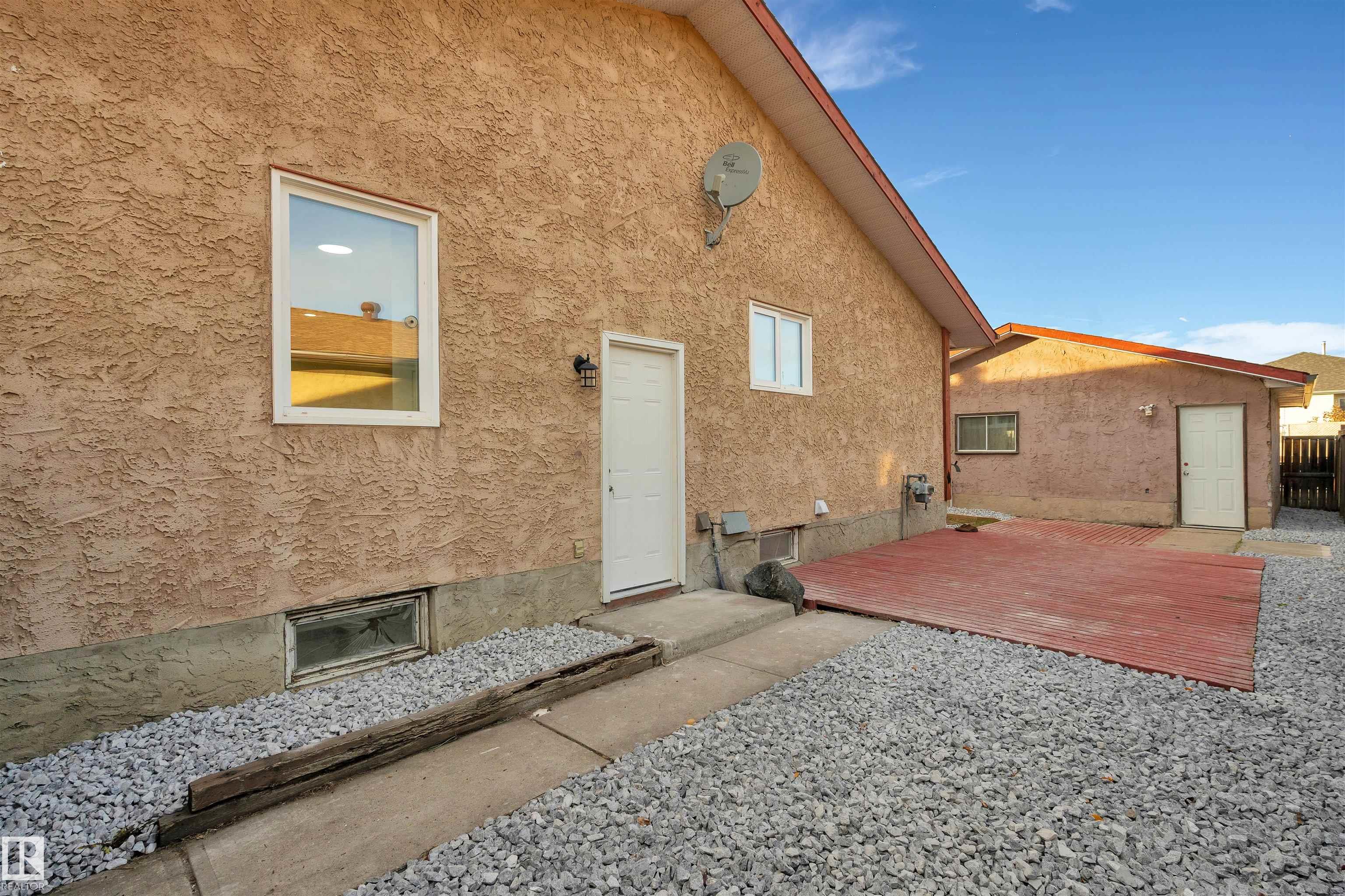 Photo 34 at 1912 151 Avenue NW, Fraser, Edmonton