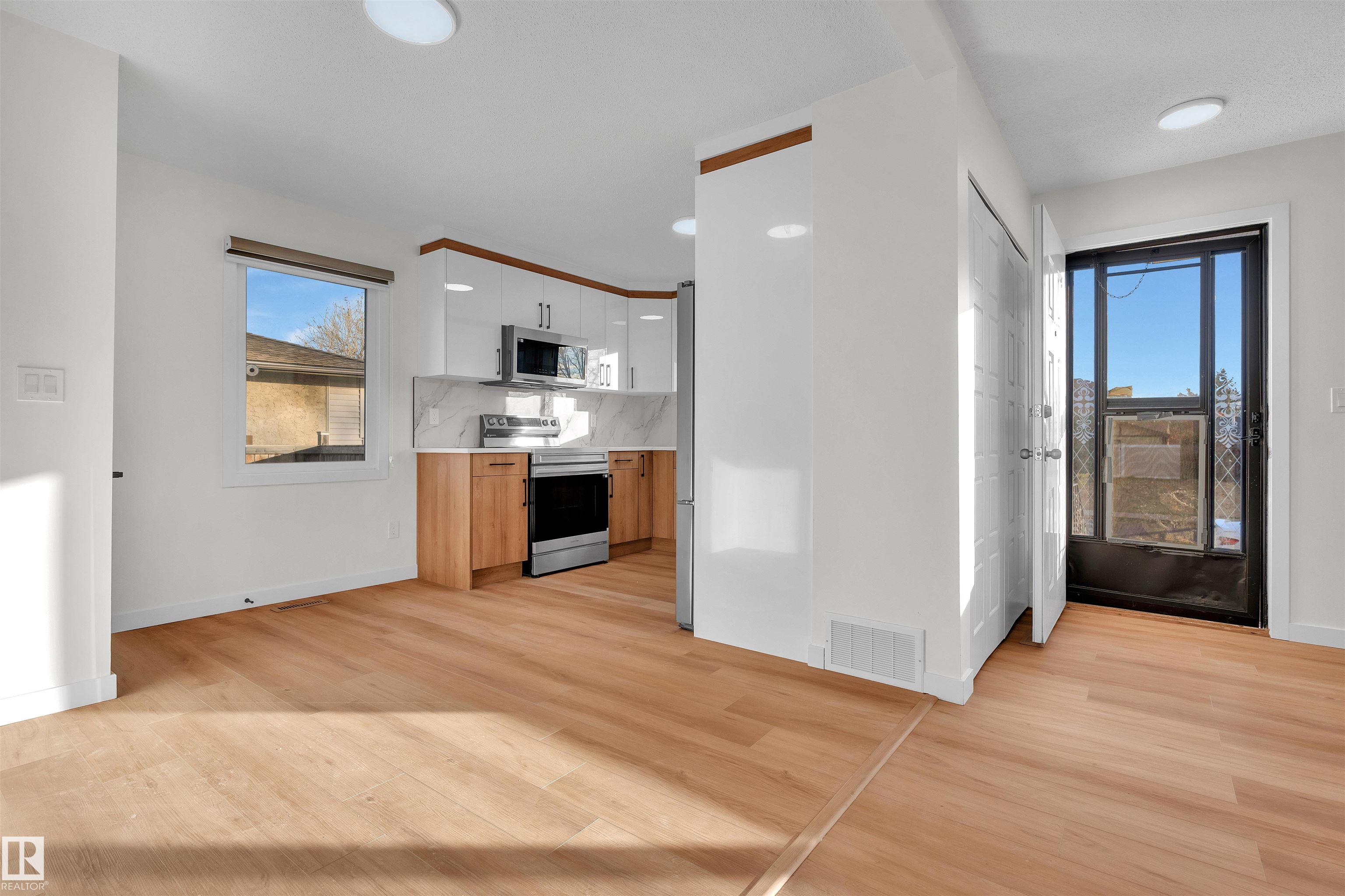 Photo 10 at 1912 151 Avenue NW, Fraser, Edmonton