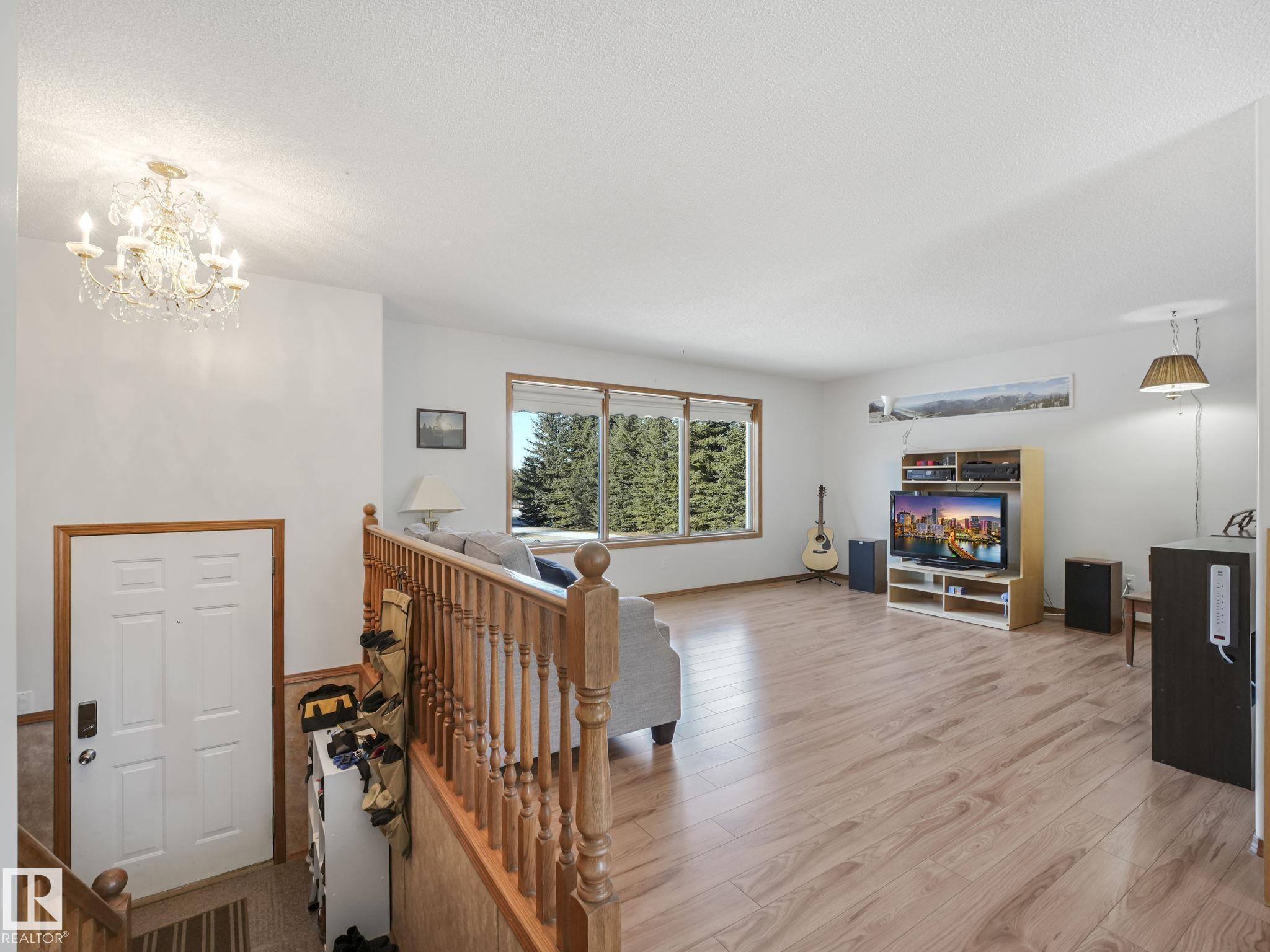 Photo 7 at 35 - 53417 Rge Road 14, Hycrest Place II, Rural Parkland County