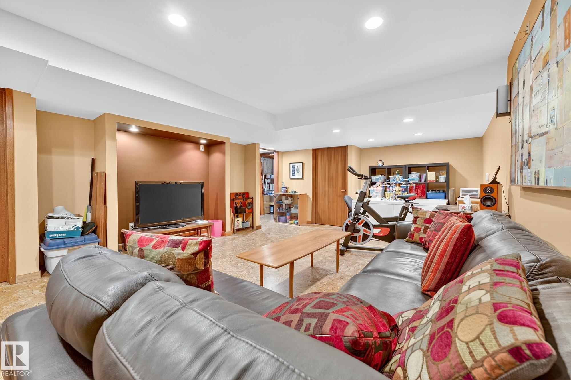 Photo 49 at 171 Brander Drive NW, Brander Gardens, Edmonton