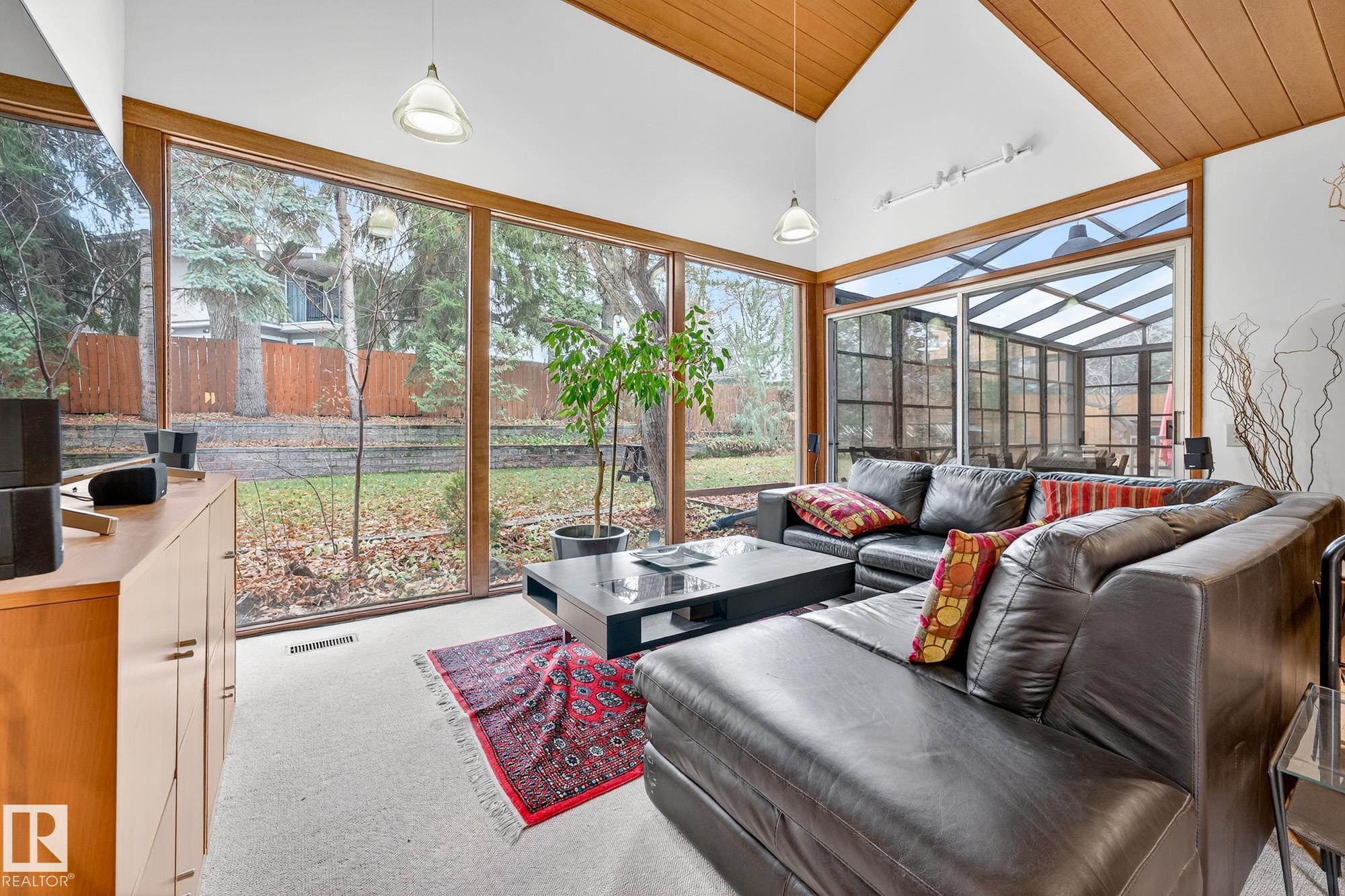 Photo 6 at 171 Brander Drive NW, Brander Gardens, Edmonton