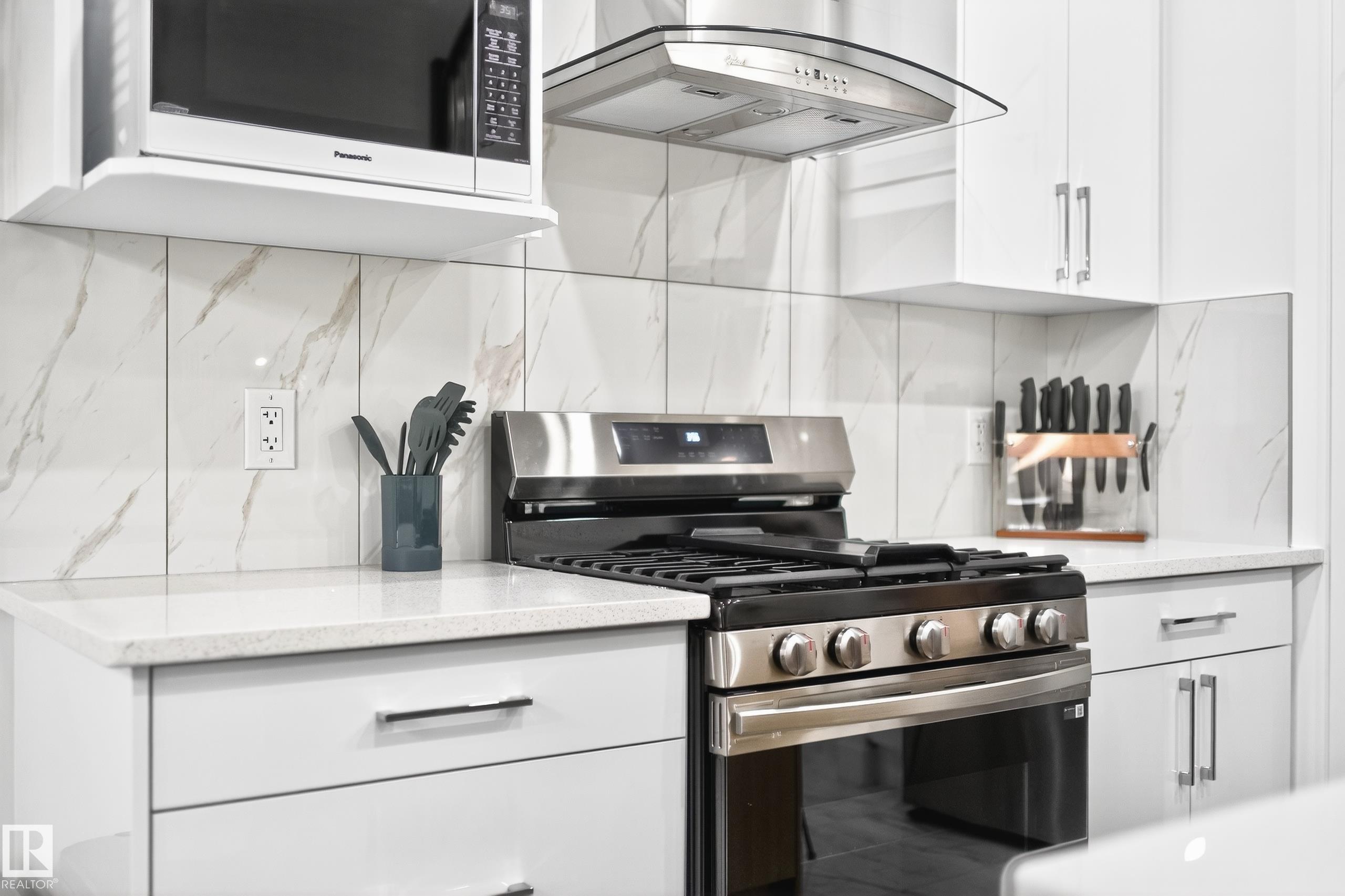 Photo 12 at 3605 41 Avenue, Azur, Beaumont