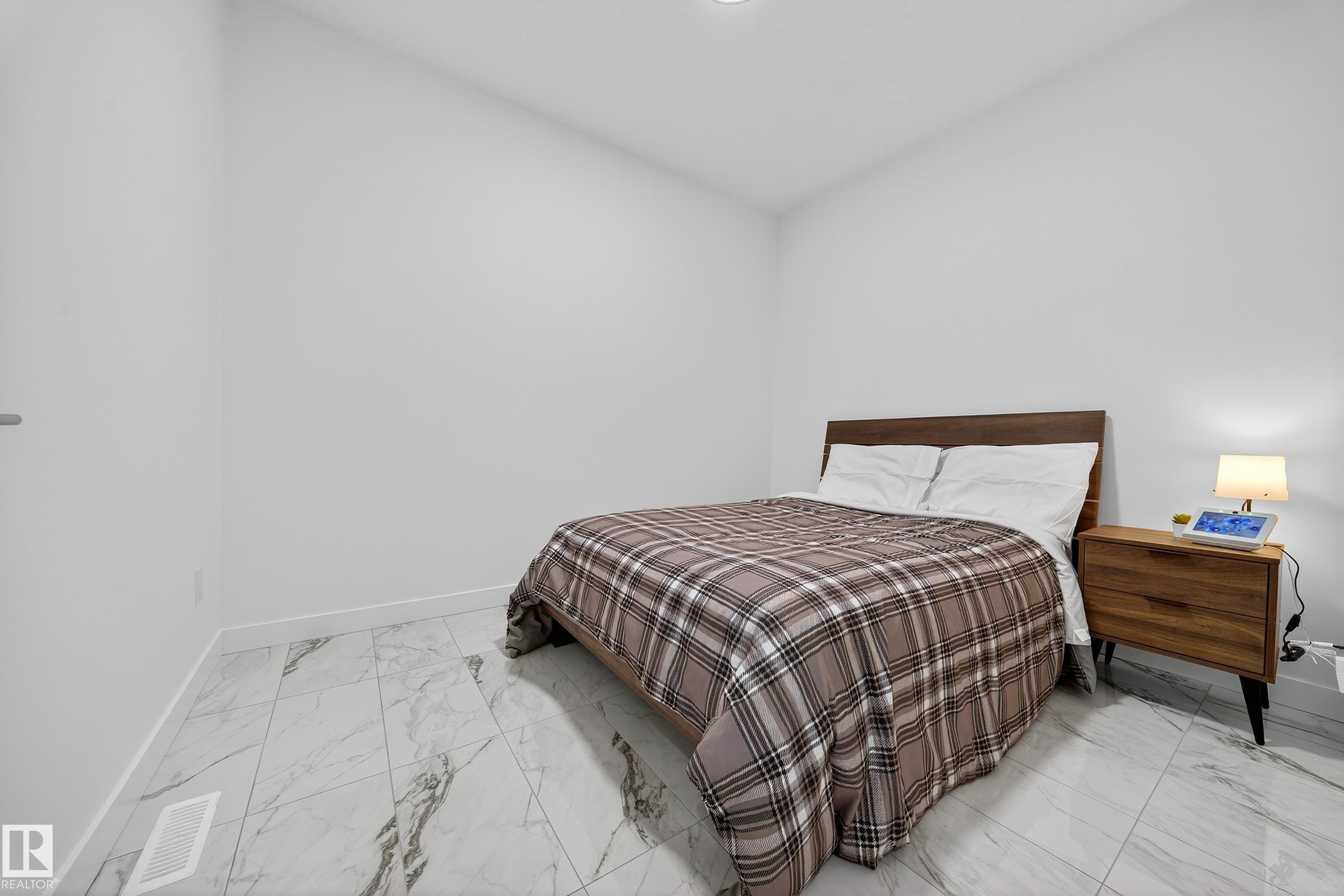 Photo 32 at 3605 41 Avenue, Azur, Beaumont