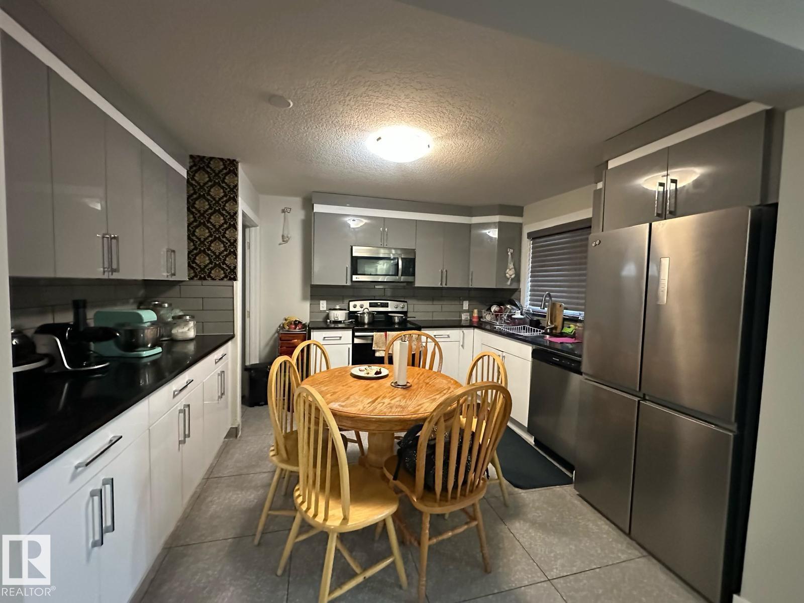 Picture for 9130 83 AV NW