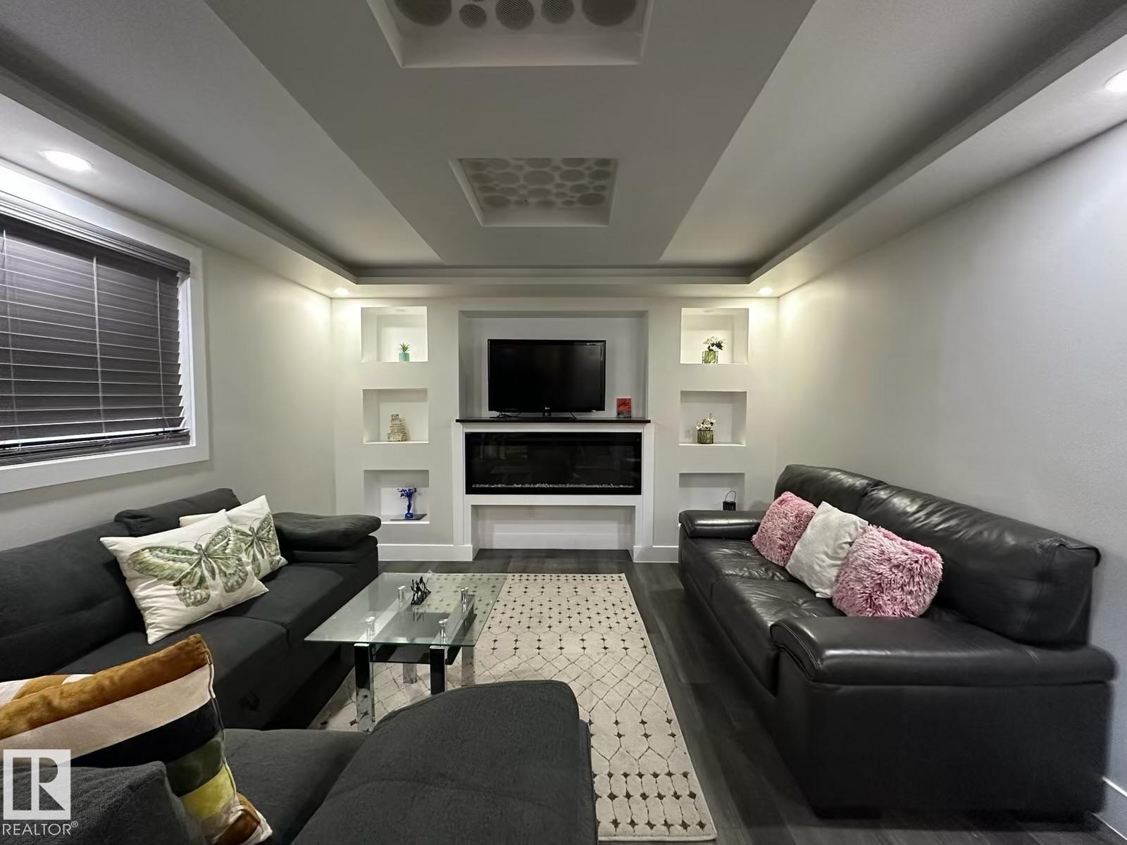 Picture for 9130 83 AV NW