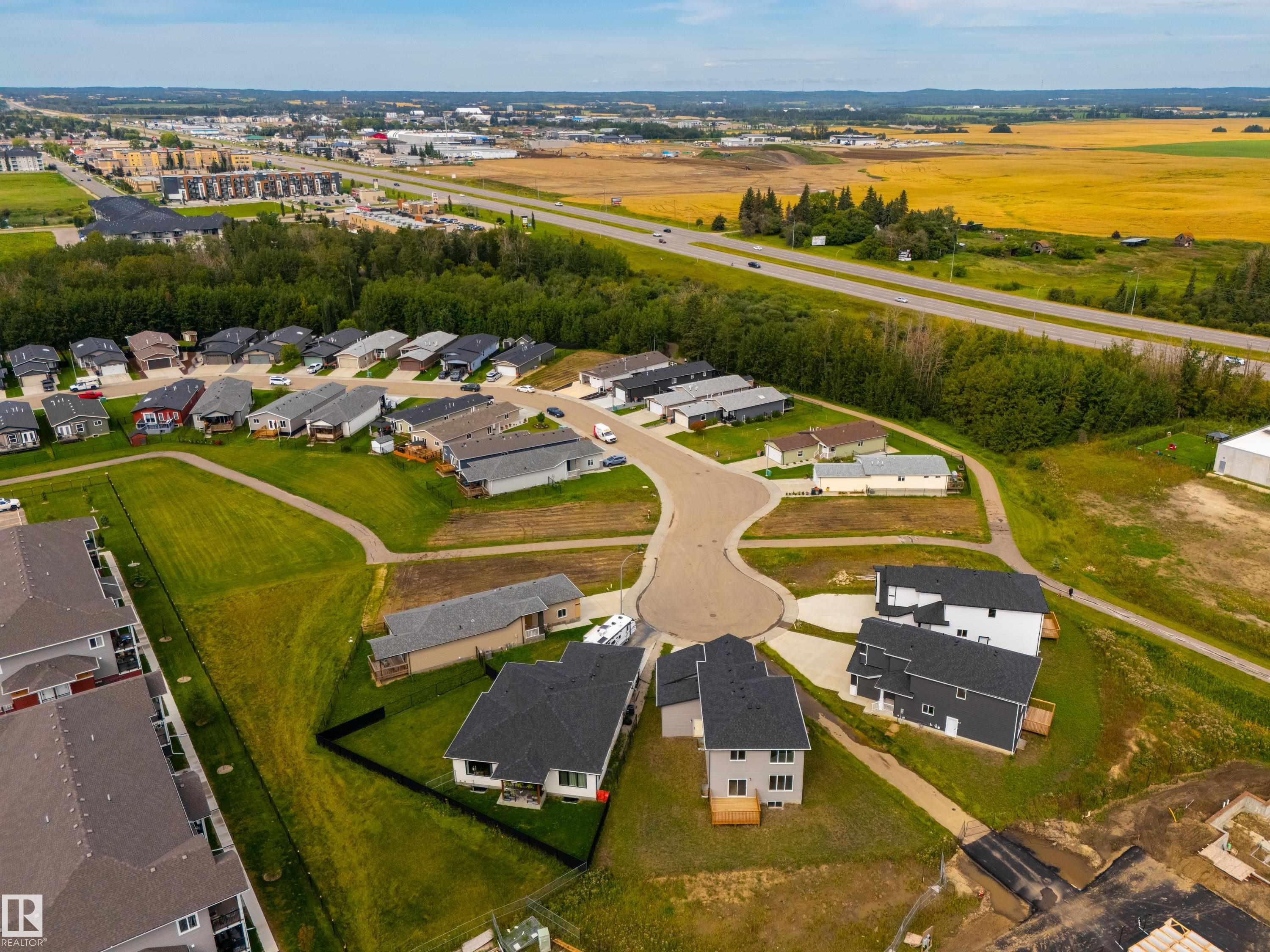 Photo 11 at 30 Sun Meadows Close, Sun Meadows, Stony Plain