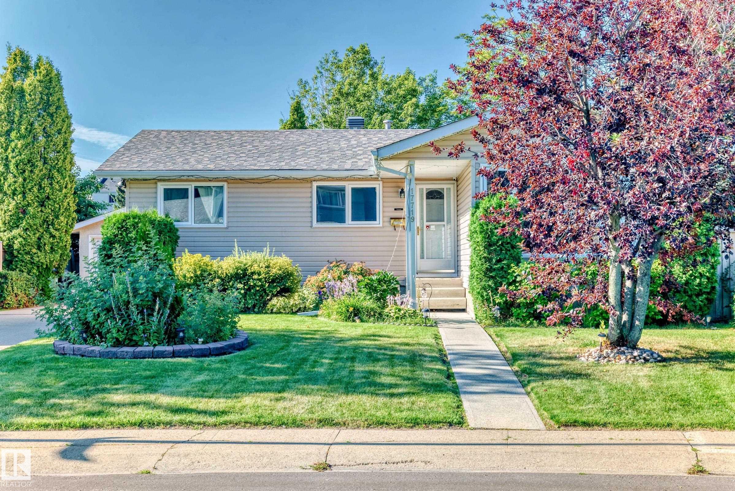 Picture for 17719 84 AV NW