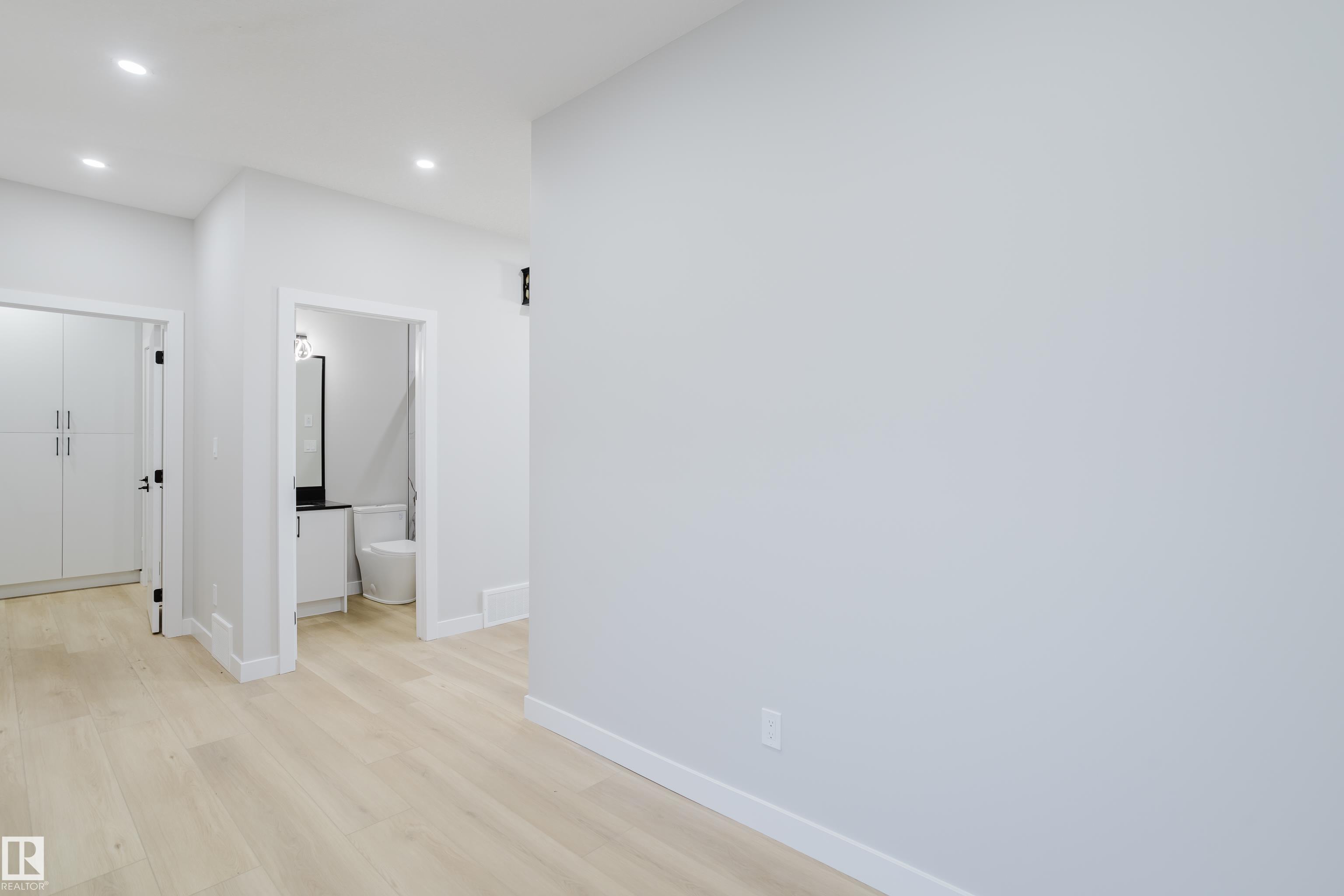 Picture for 15108 14 ST NW