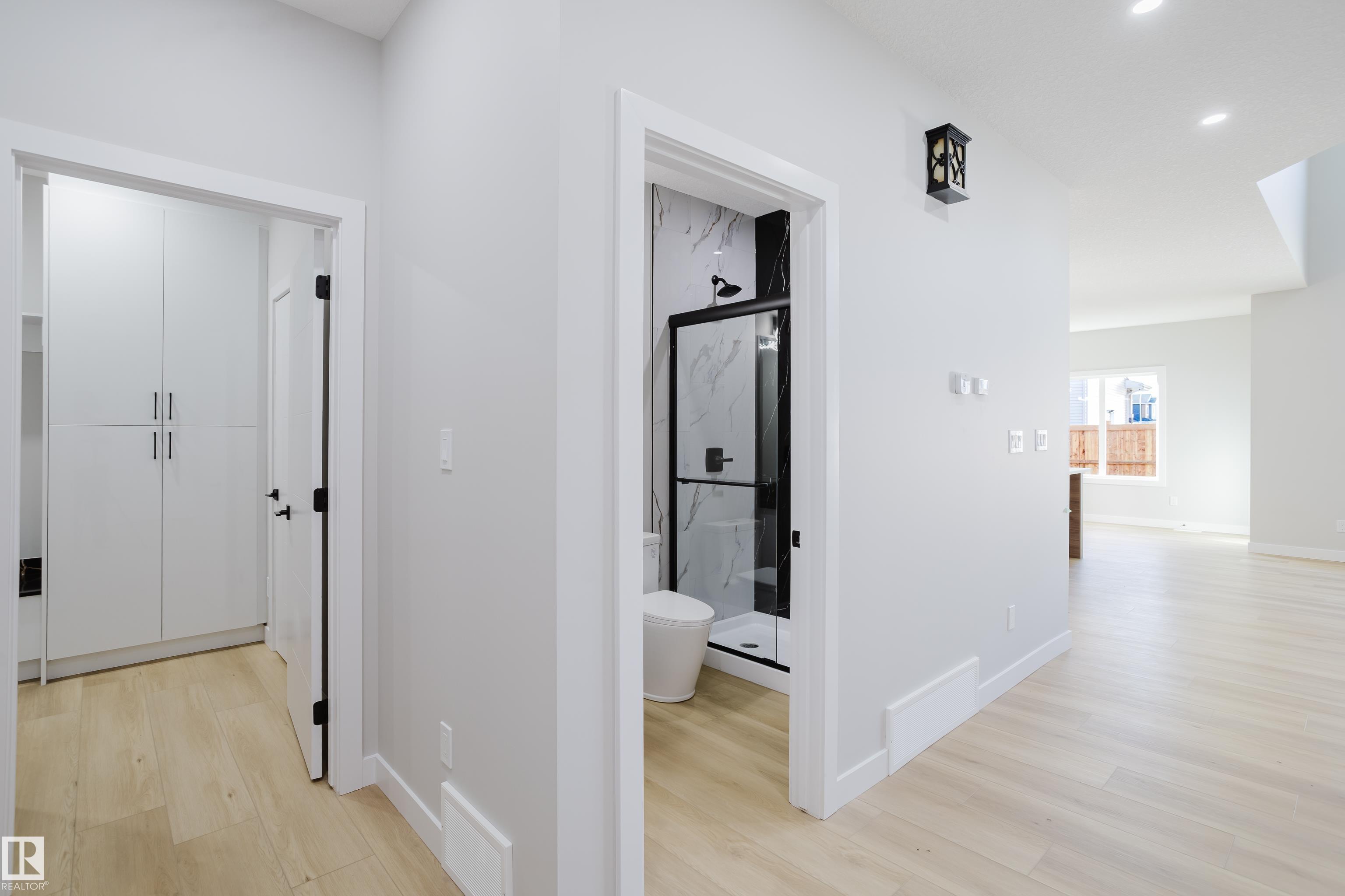 Photo 8 at 15108 14 Street NW, Fraser, Edmonton