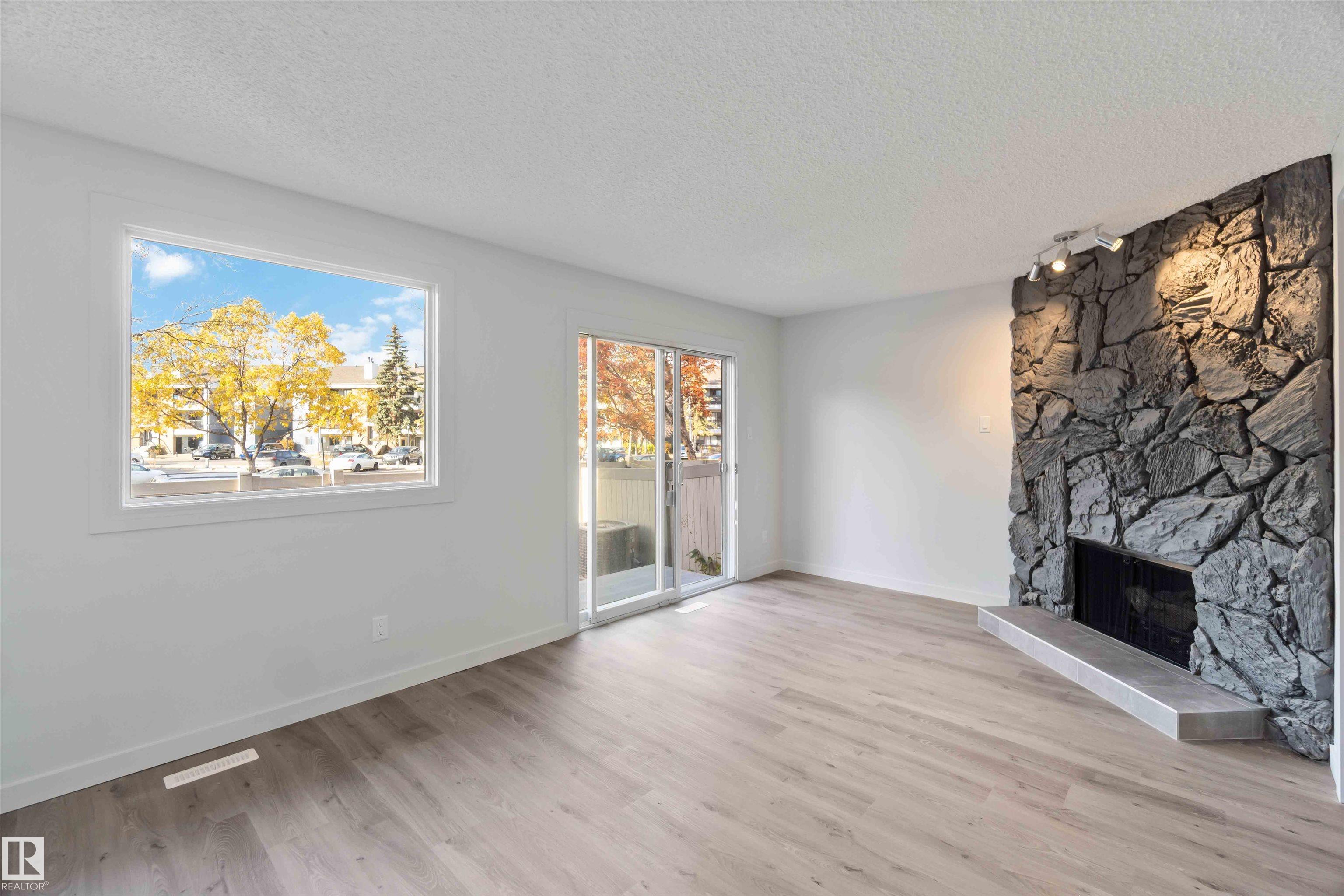 Photo 21 at 1281 Hooke Road NW, Overlanders, Edmonton