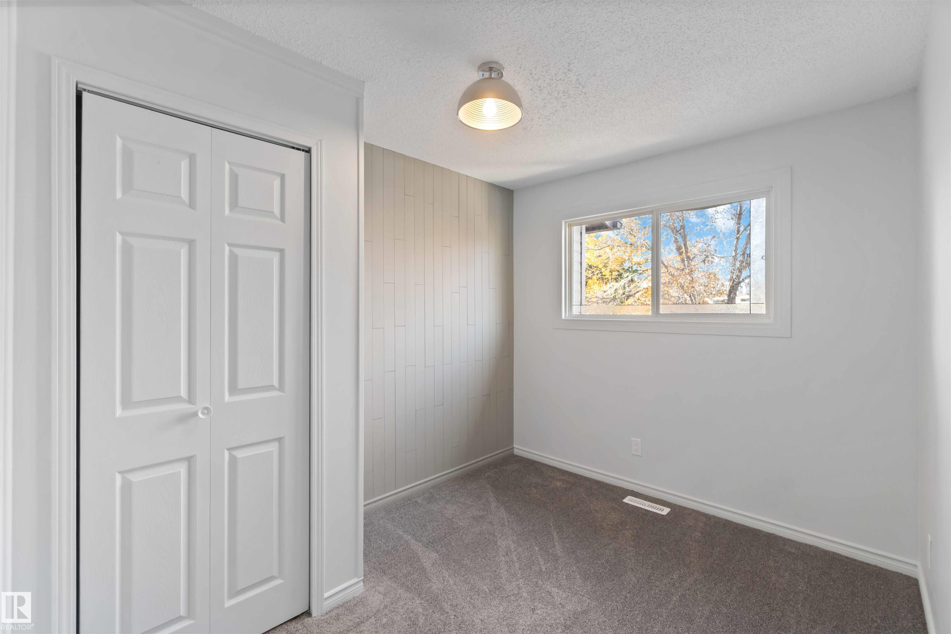 Photo 30 at 1281 Hooke Road NW, Overlanders, Edmonton