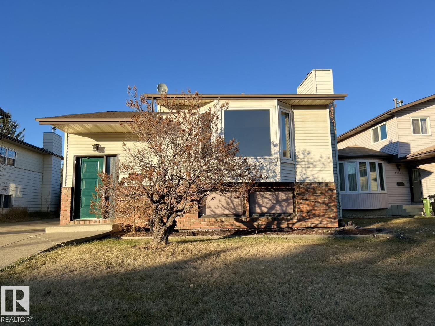 Picture for 17324 92 AV NW