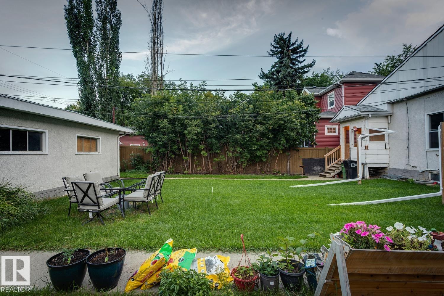 Photo 7 at 10183/81 92 Street NW, Riverdale, Edmonton