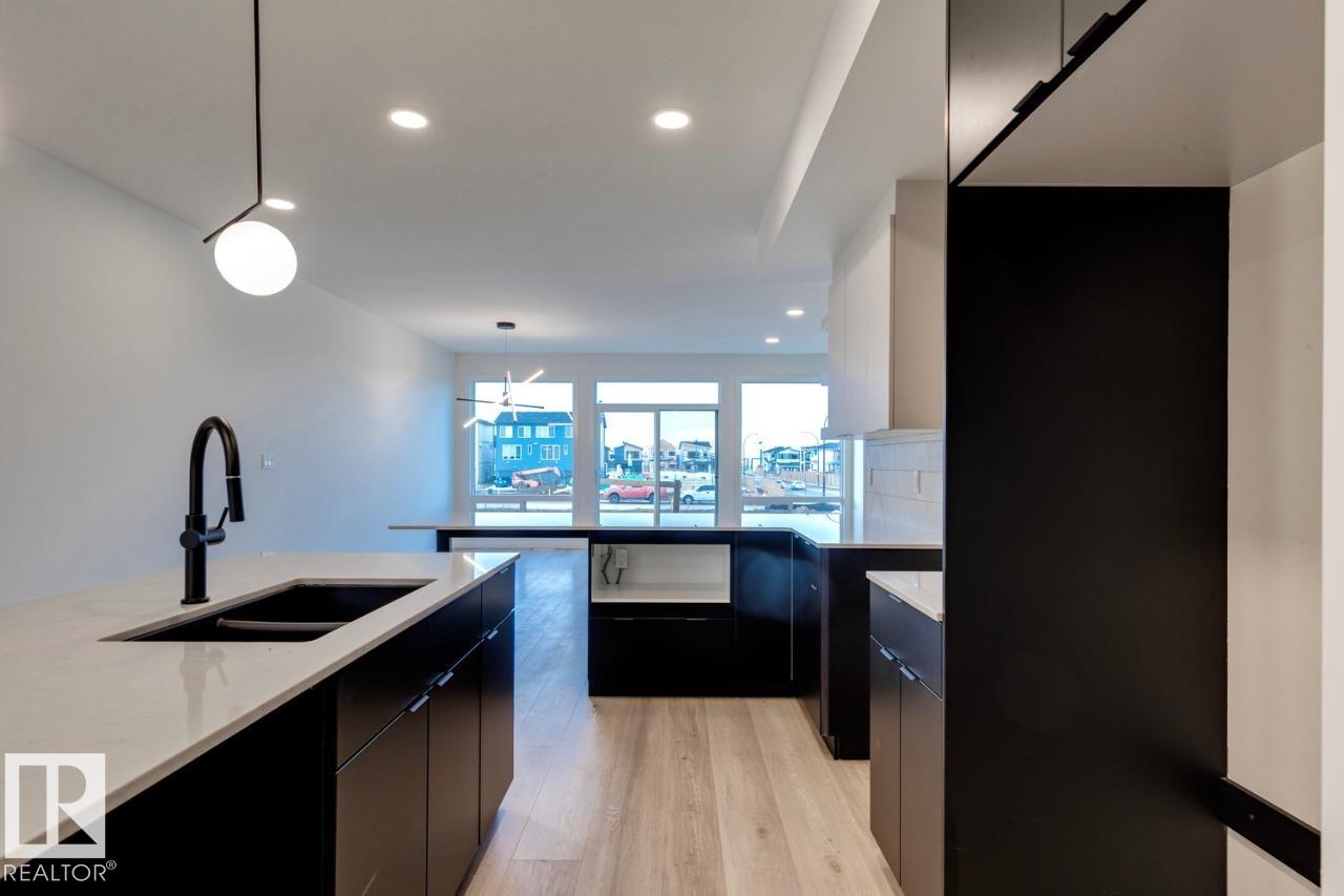 Picture for 308 30 ST SW