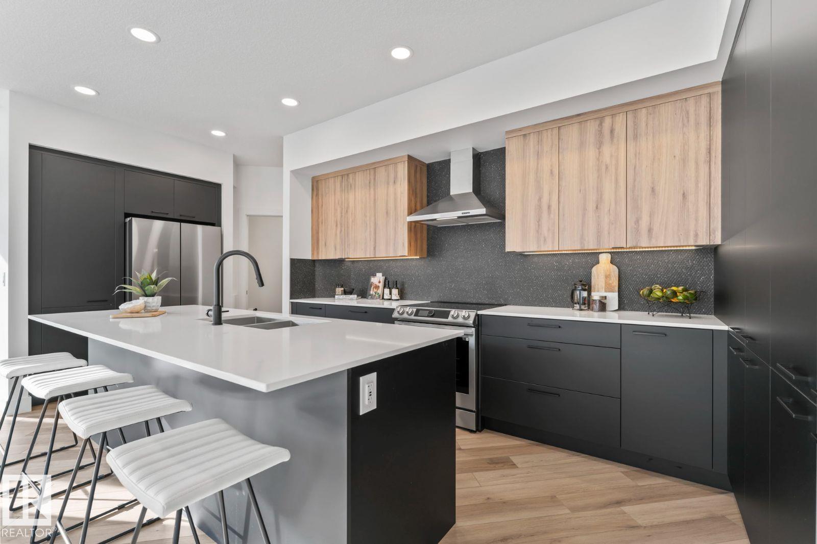 Picture for 5827 KOOTOOK LI SW