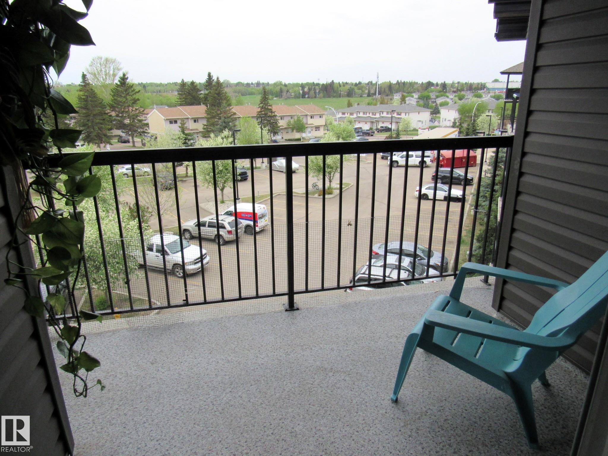 Photo 4 at 453 - 1196 Hyndman Road NW, Canon Ridge, Edmonton