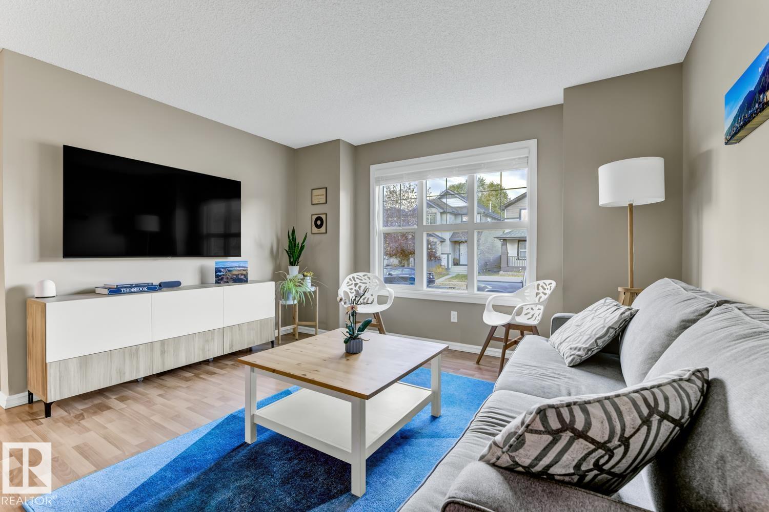 2341 29a Avenue NW, Silver Berry, Edmonton